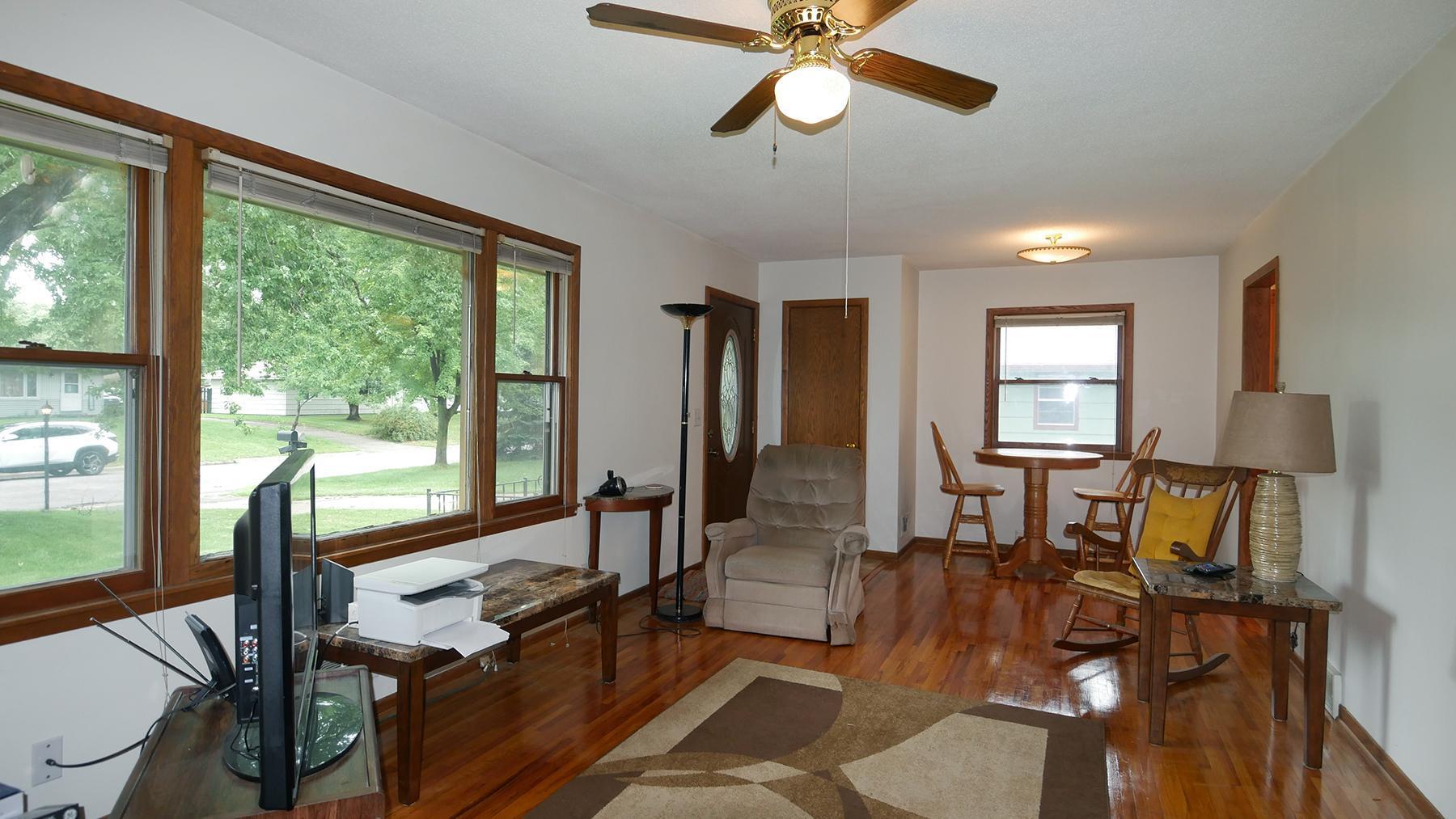 11848 Larch Street NW