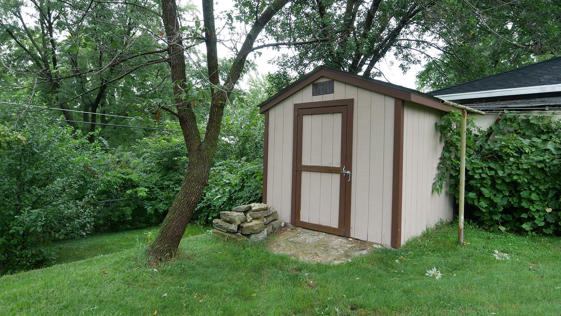 11848 Larch Street NW