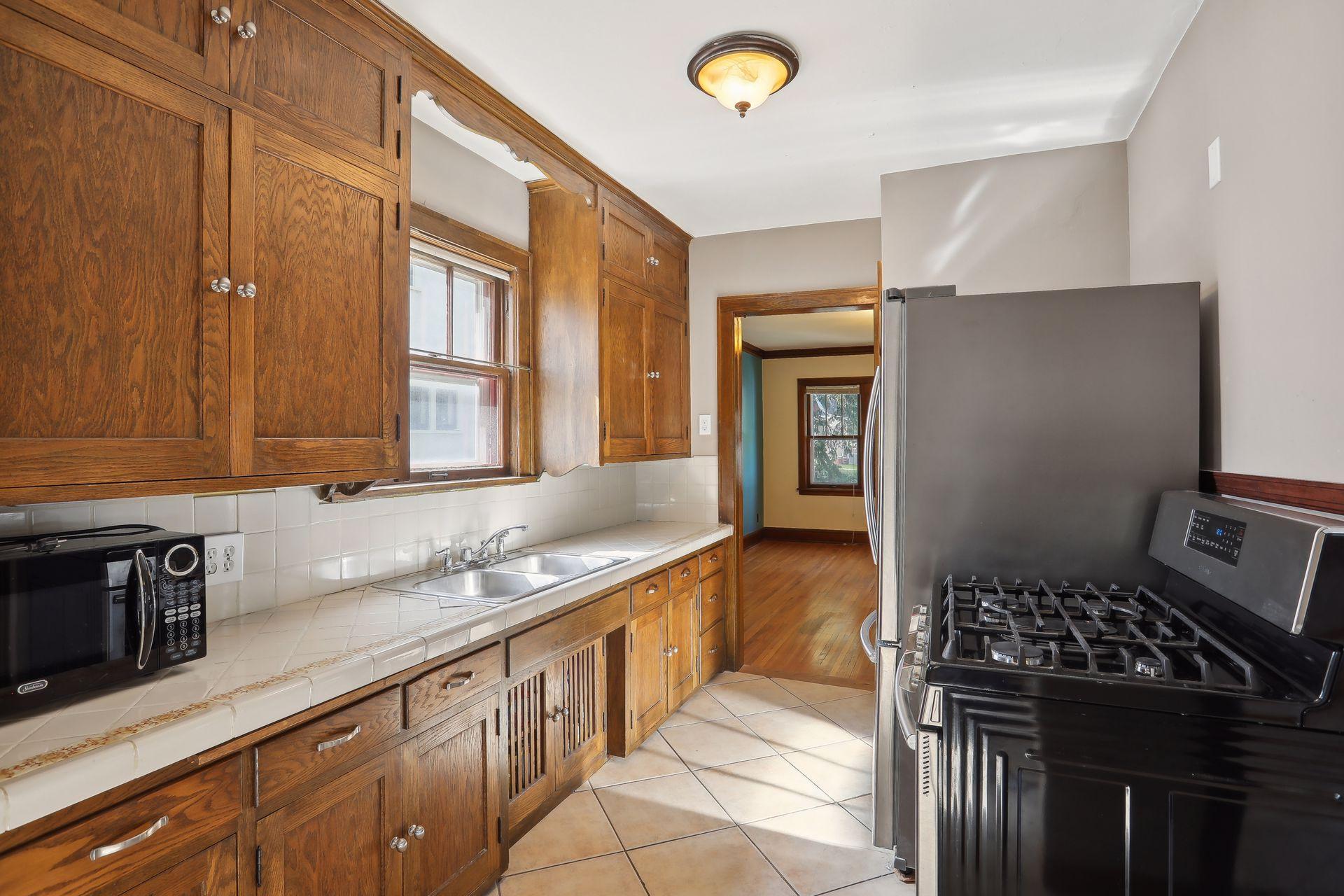 2645 Hayes Street NE