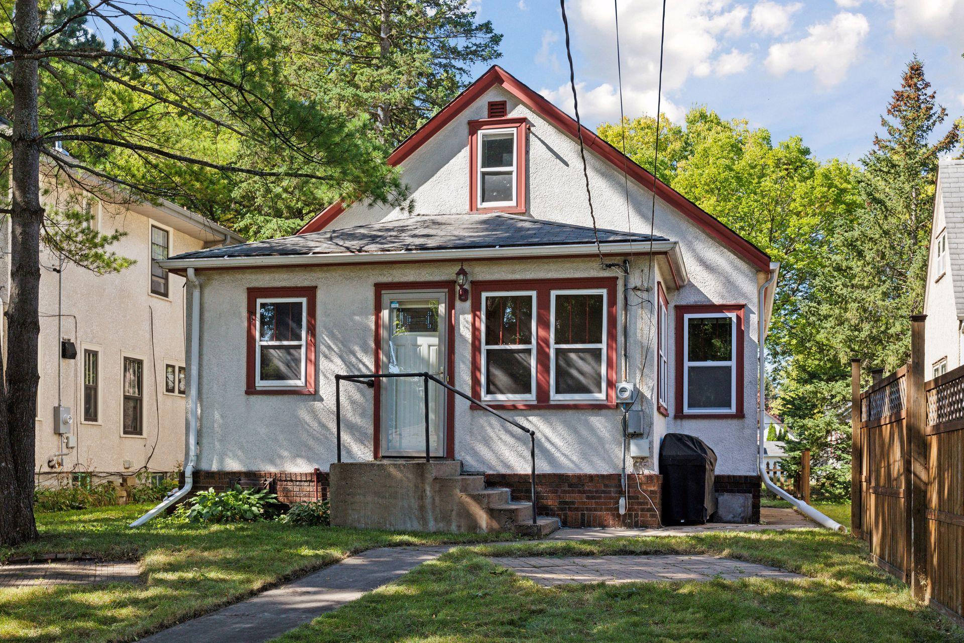 2645 Hayes Street NE