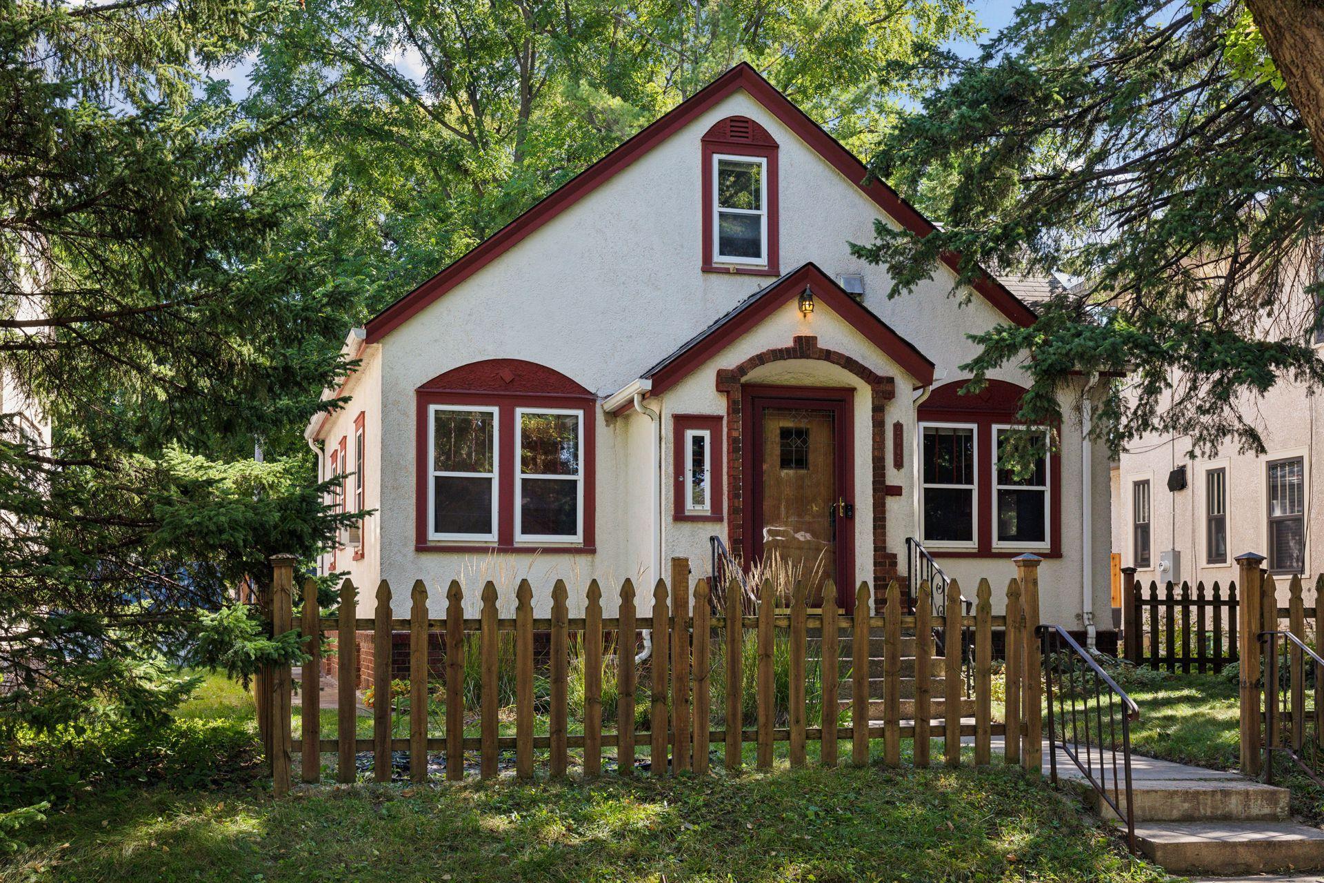 2645 Hayes Street NE