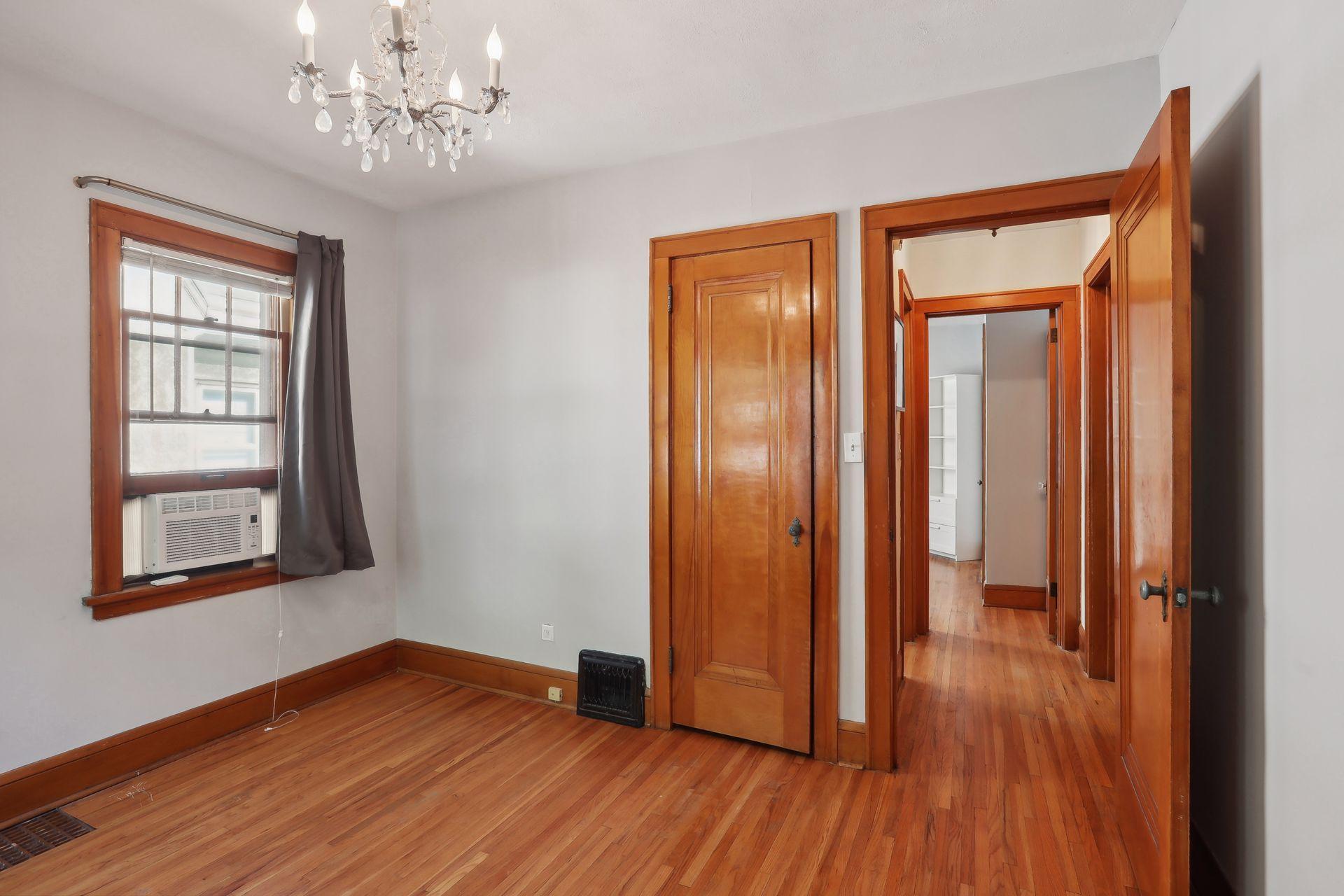 2645 Hayes Street NE