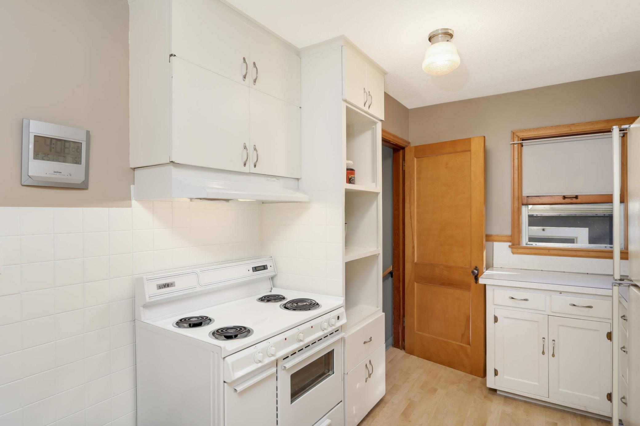 7886 Sunnyside Road
