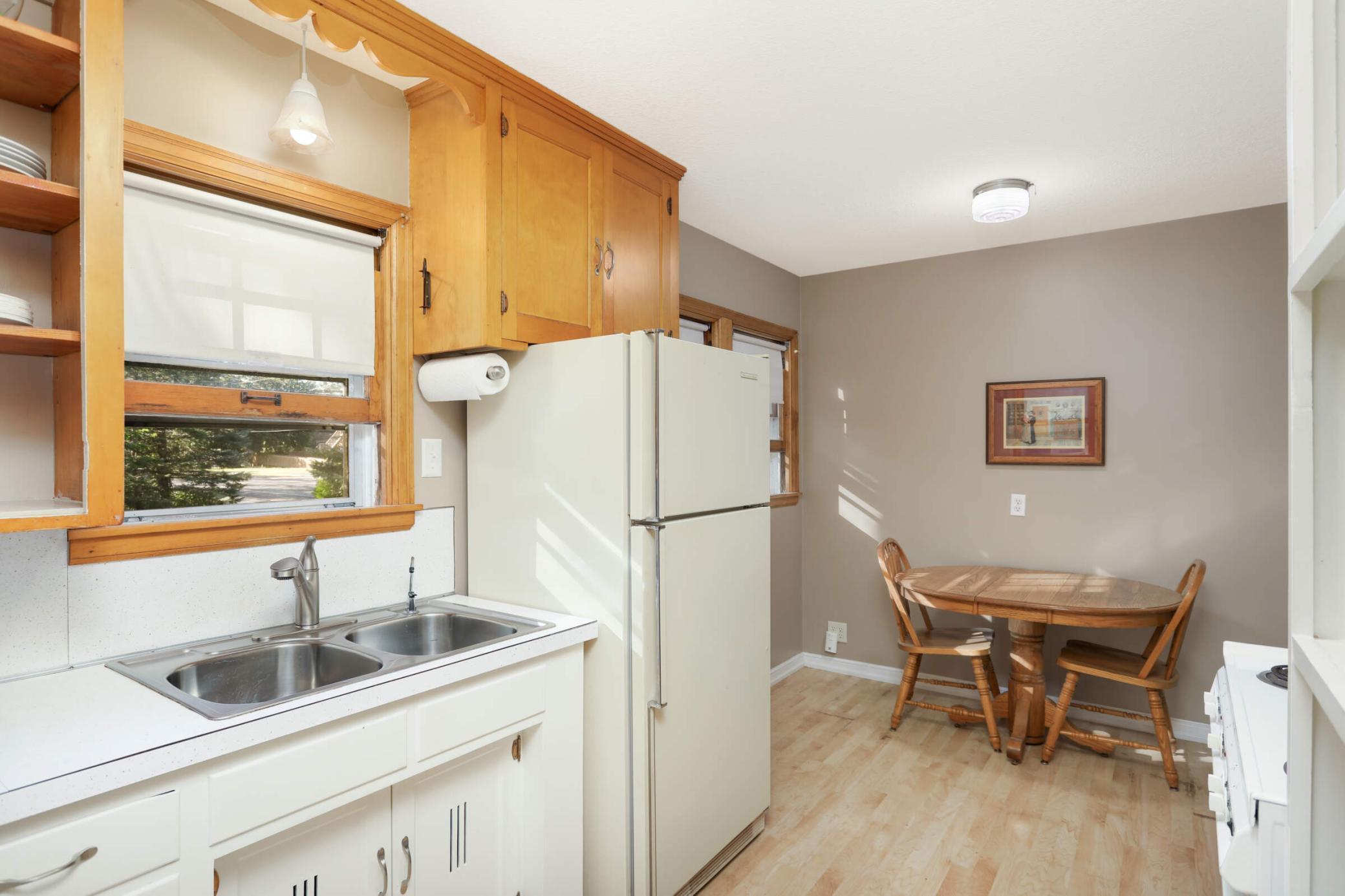 7886 Sunnyside Road