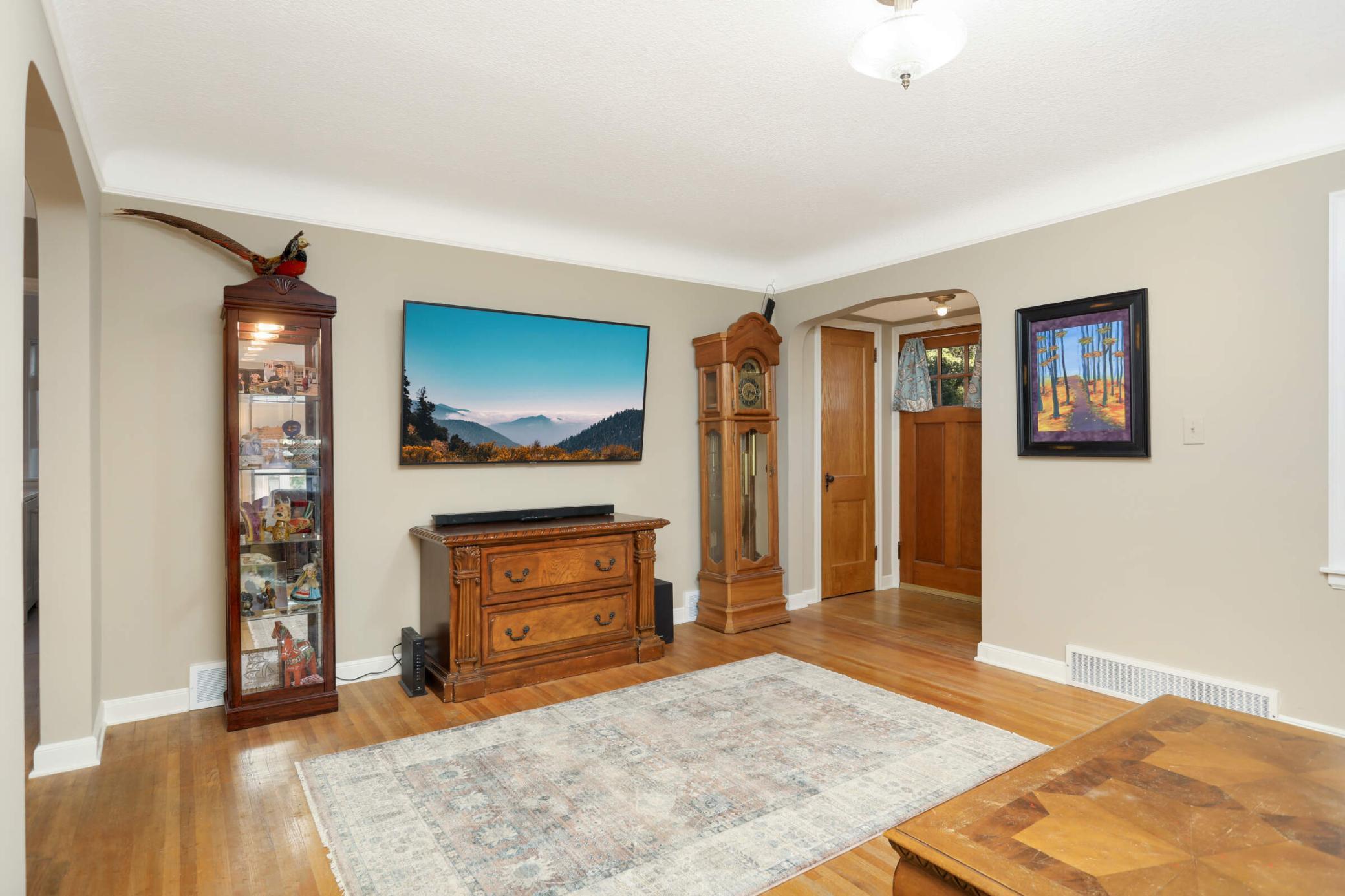 7886 Sunnyside Road