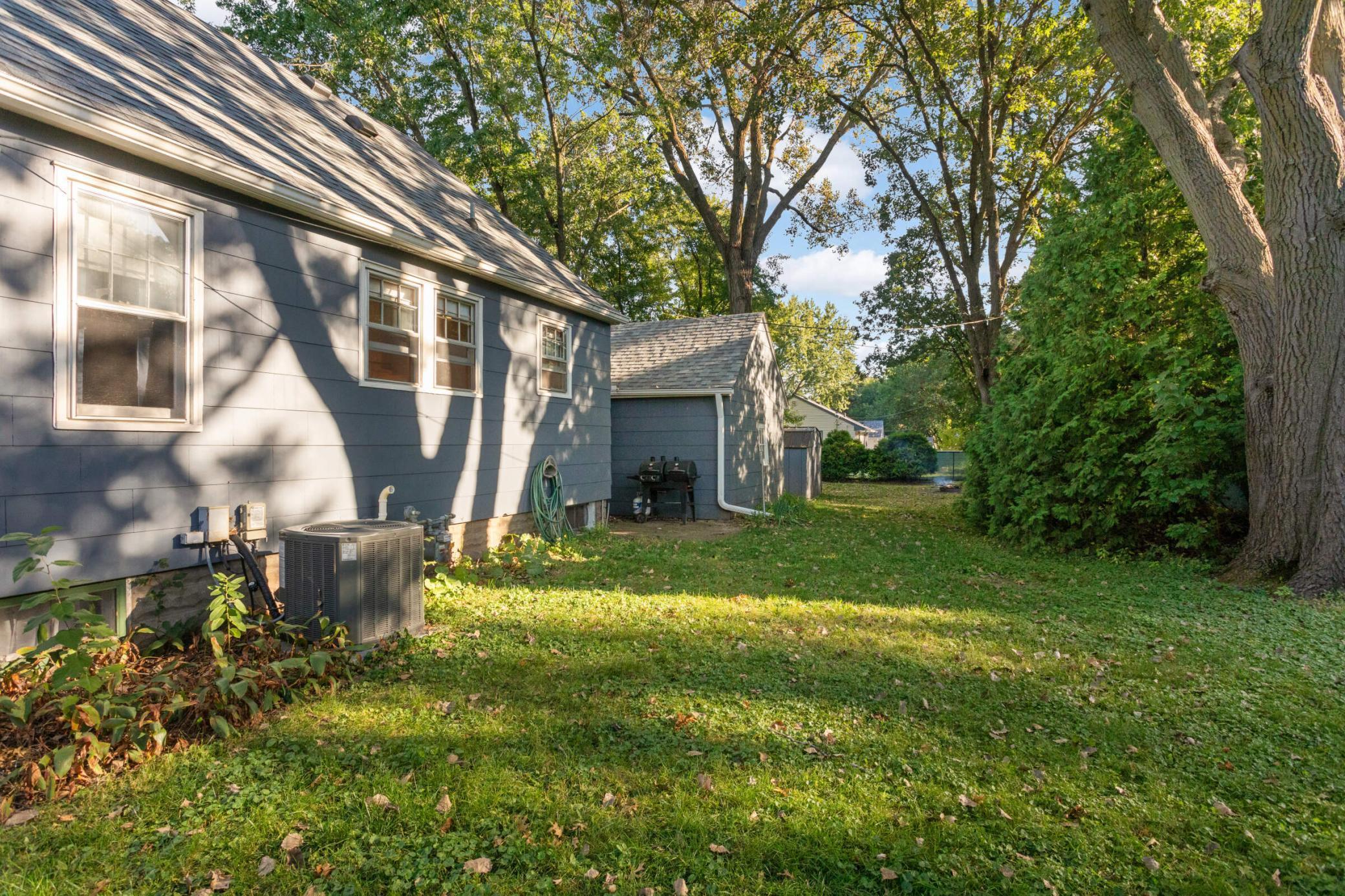 7886 Sunnyside Road