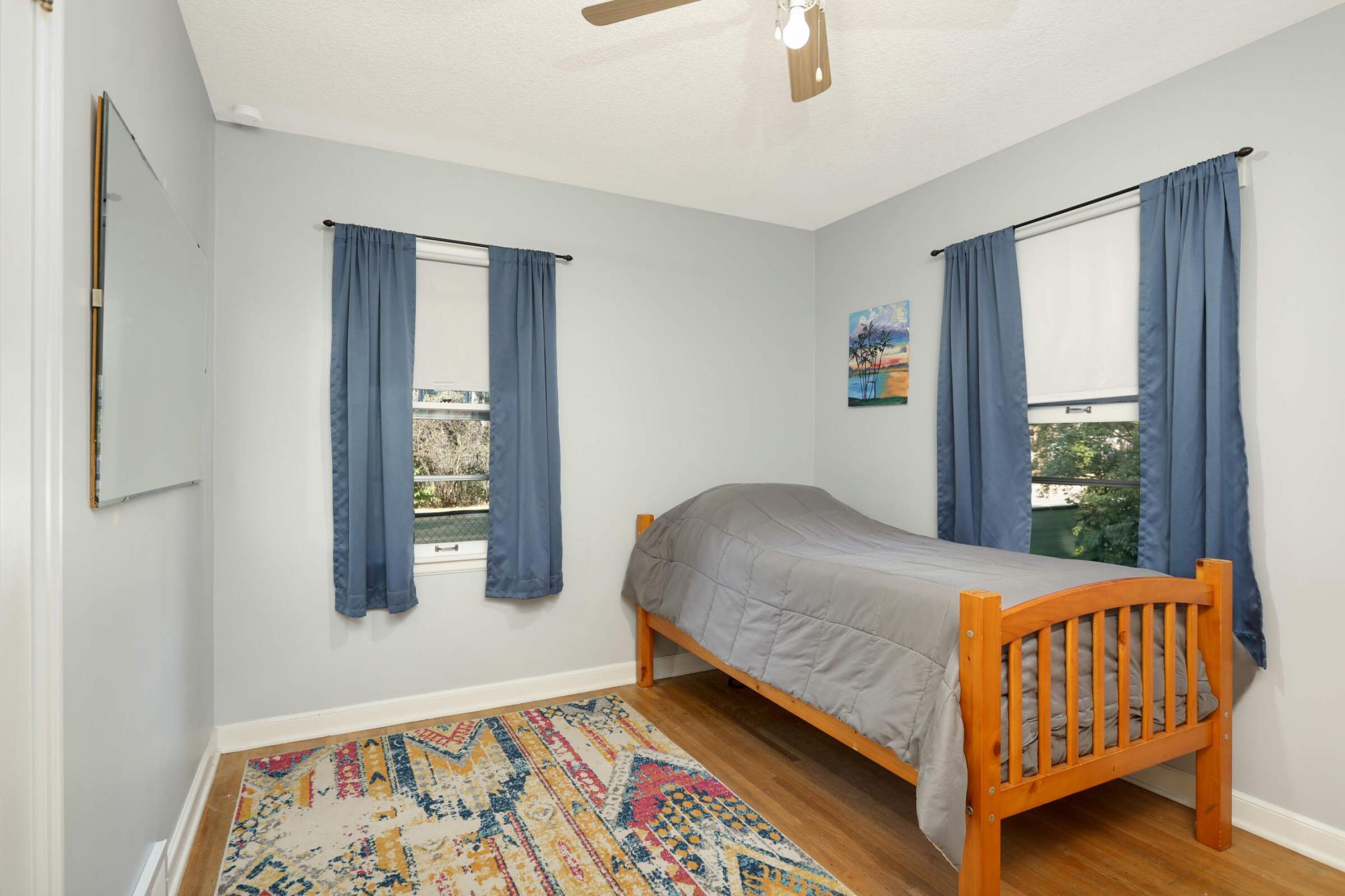7886 Sunnyside Road