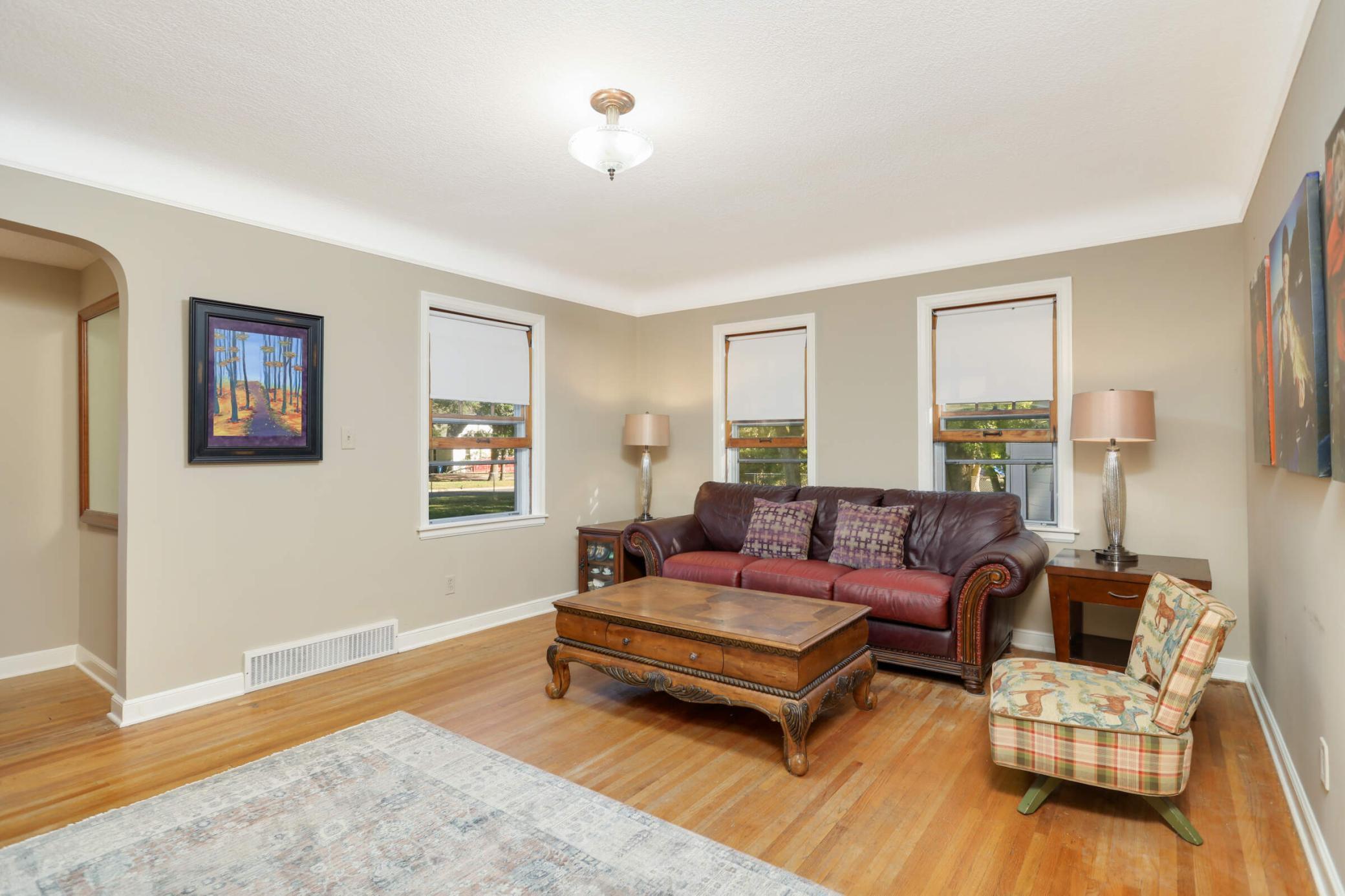 7886 Sunnyside Road