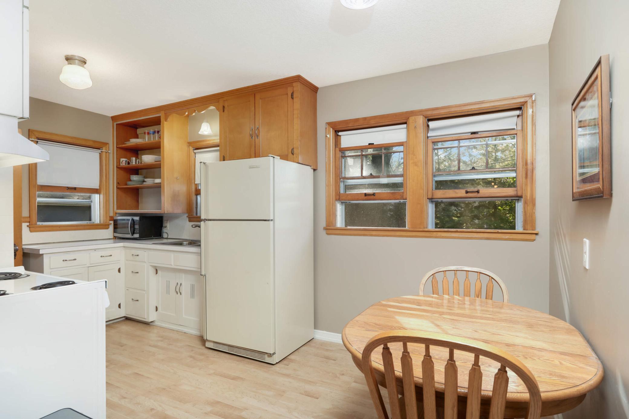 7886 Sunnyside Road