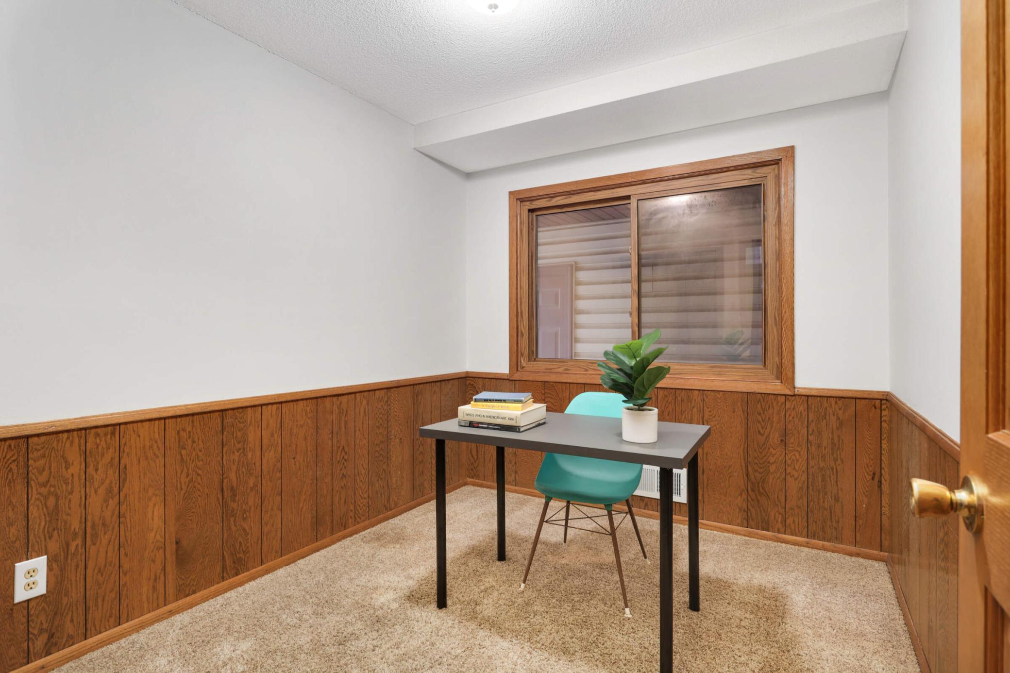 4756 Stinson Boulevard NE