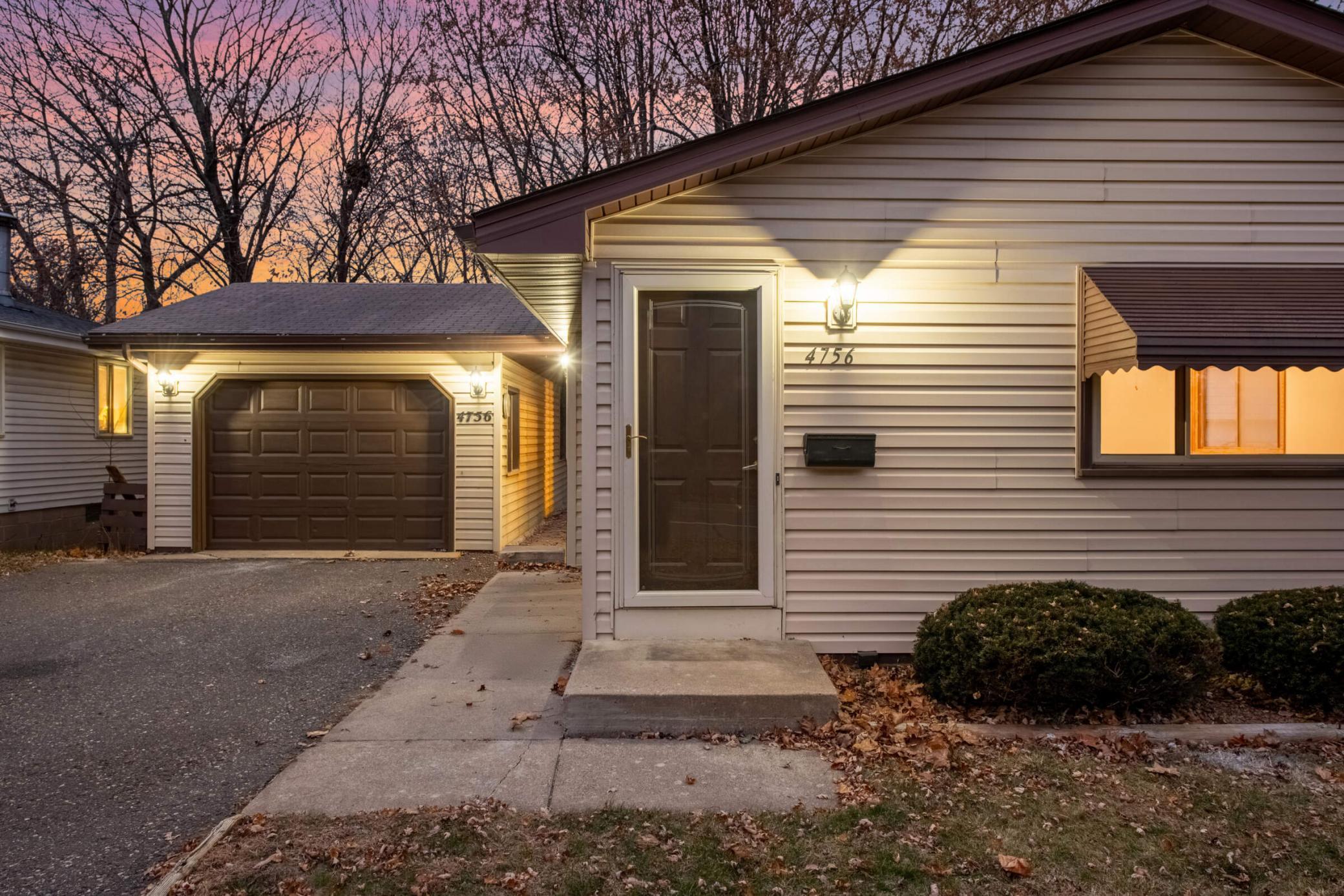 4756 Stinson Boulevard NE