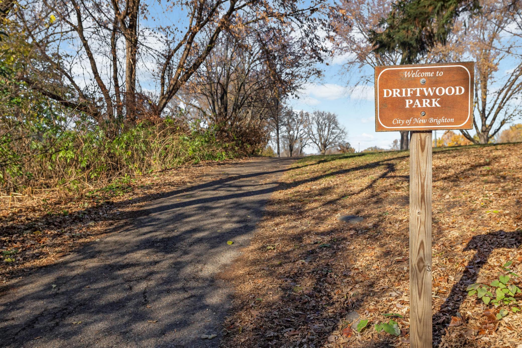 4756 Stinson Boulevard NE