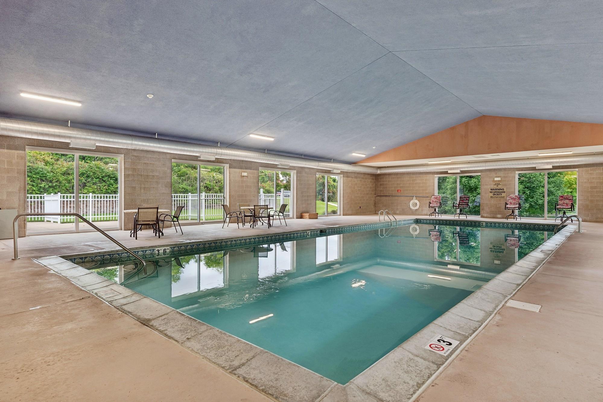 15001 Burnhaven Drive Unit: 201