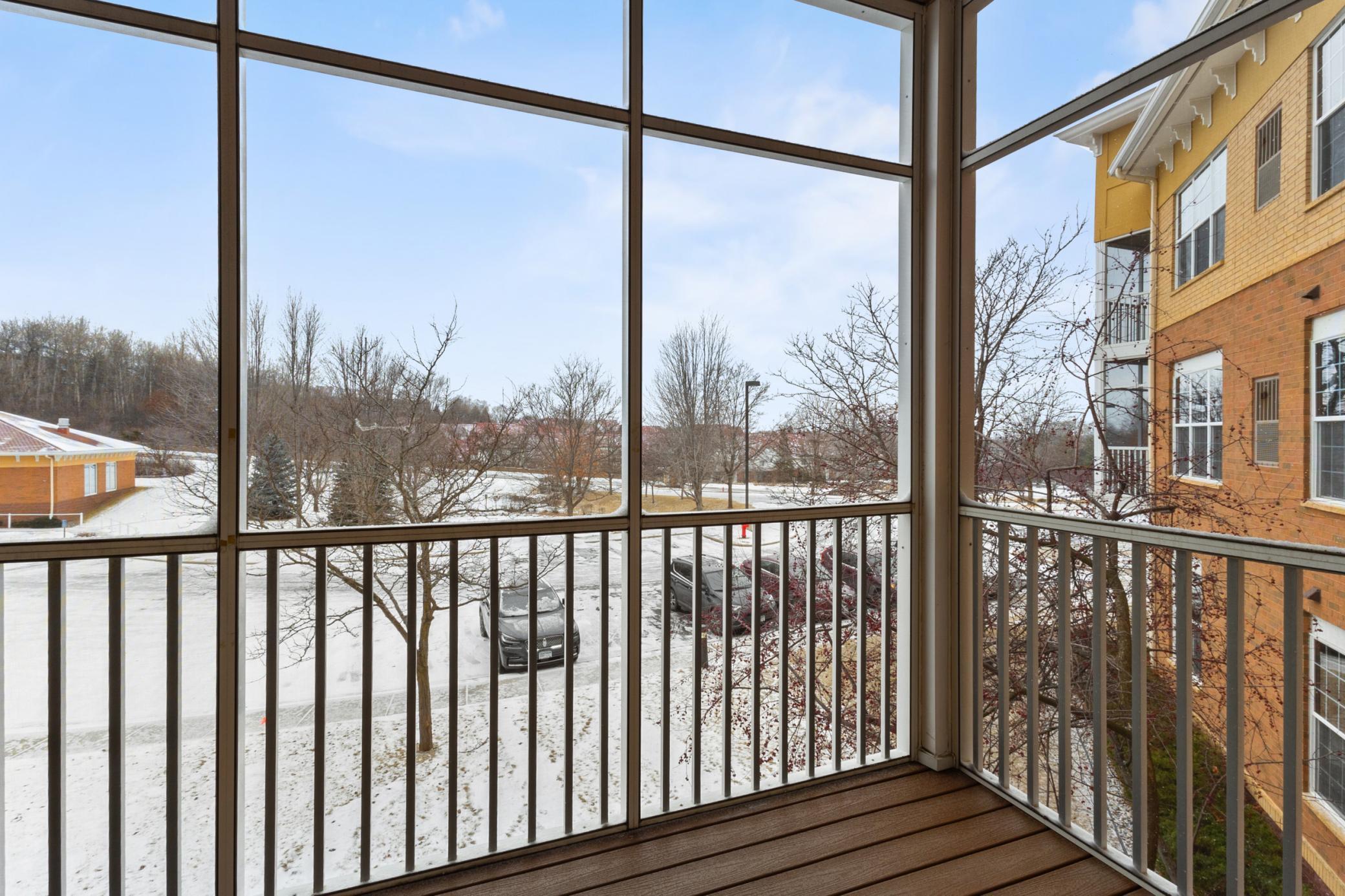 15001 Burnhaven Drive Unit: 201