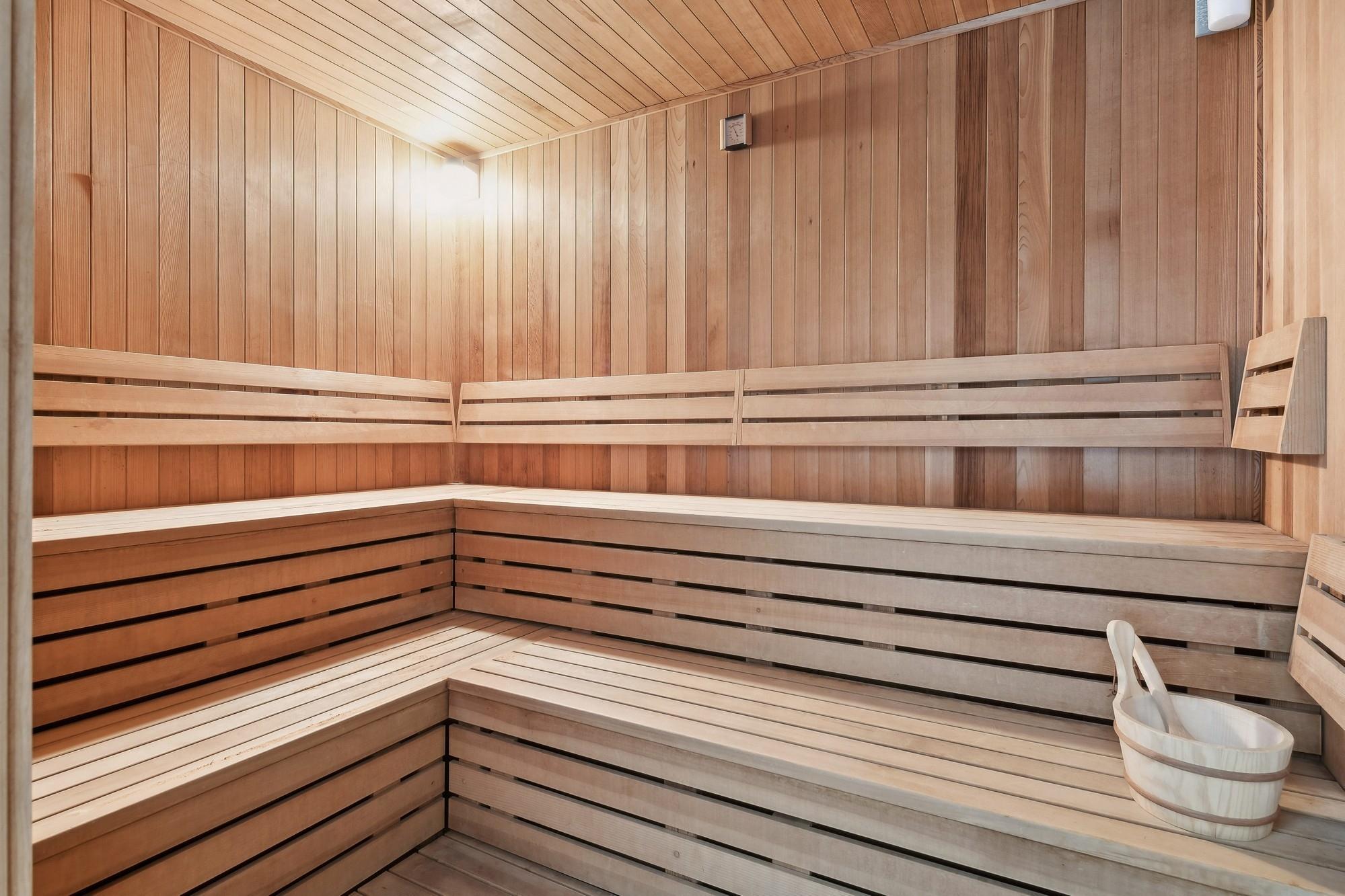 15001 Burnhaven Drive Unit: 201