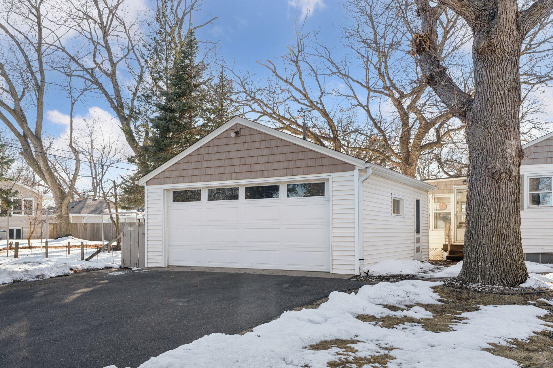 684 County Road B2 W