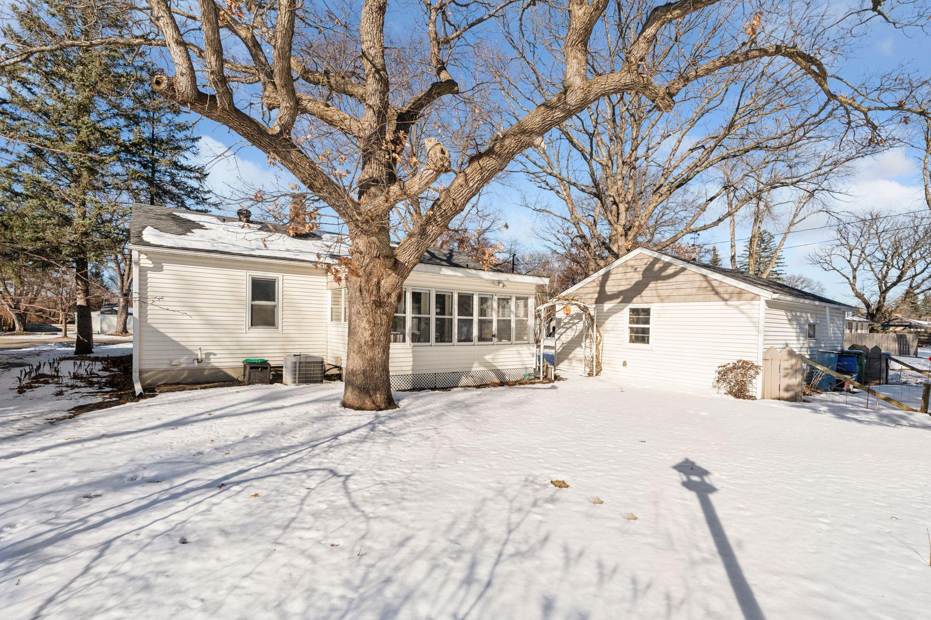 684 County Road B2 W