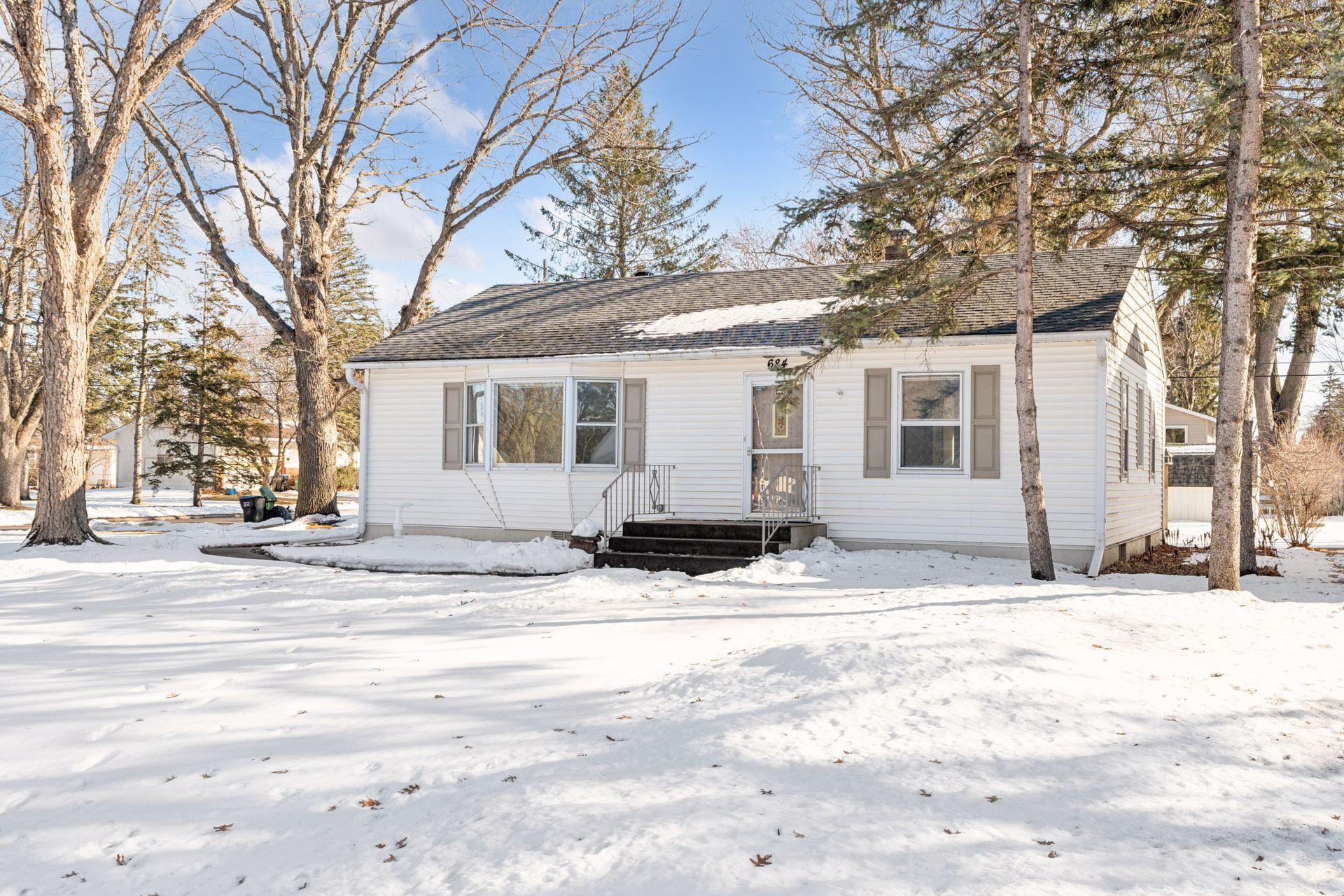 684 County Road B2 W