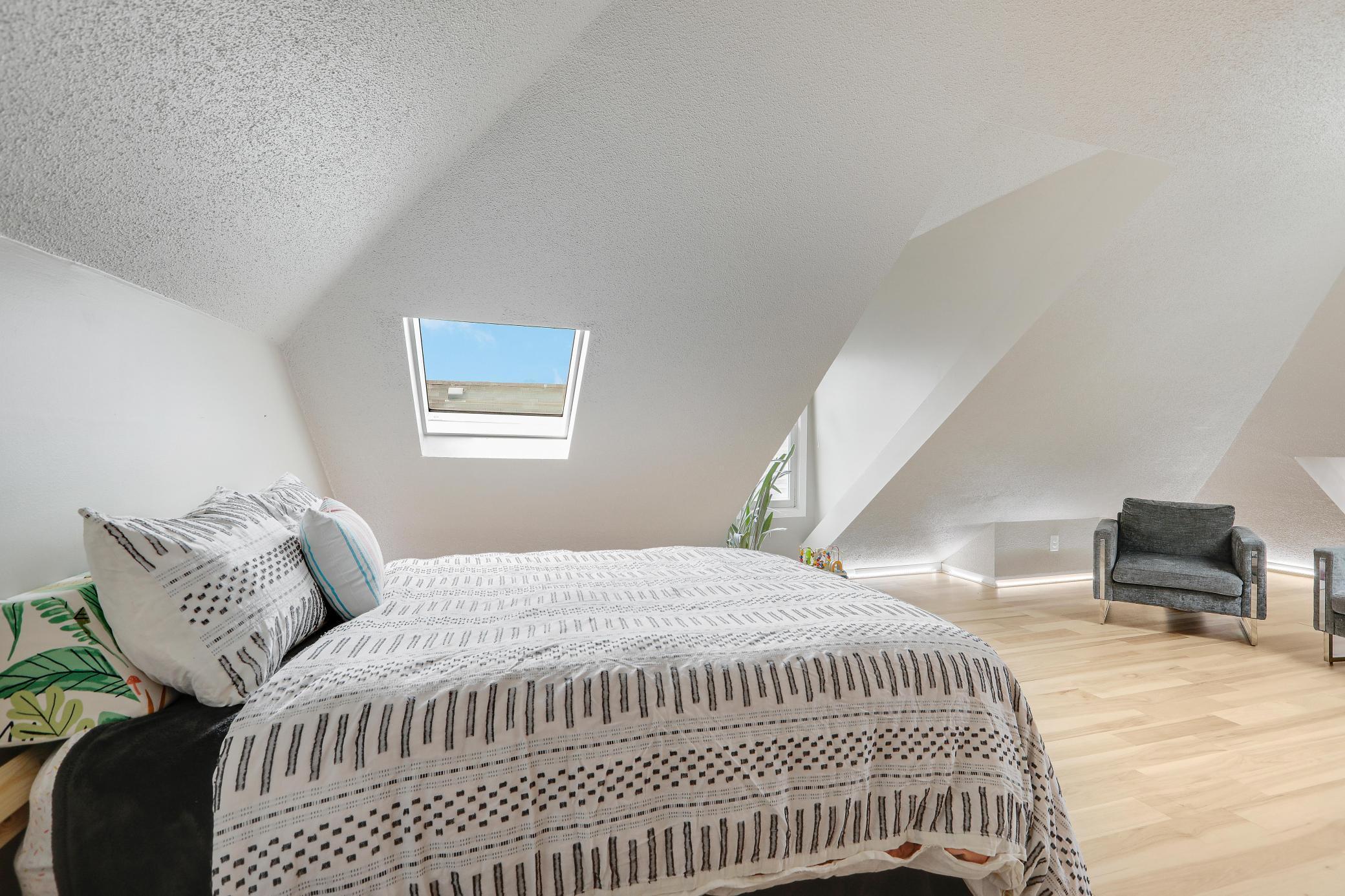 460 Marshall Avenue Unit: D