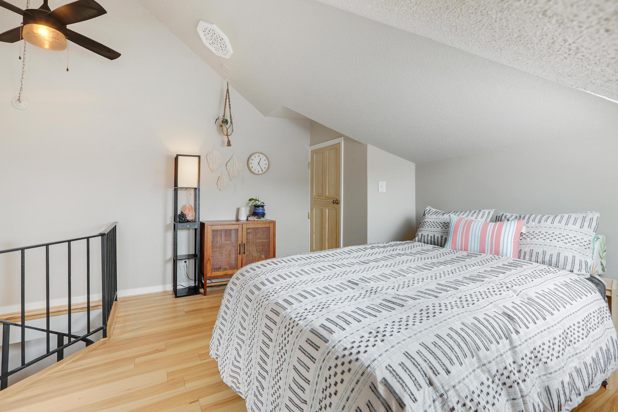 460 Marshall Avenue Unit: D