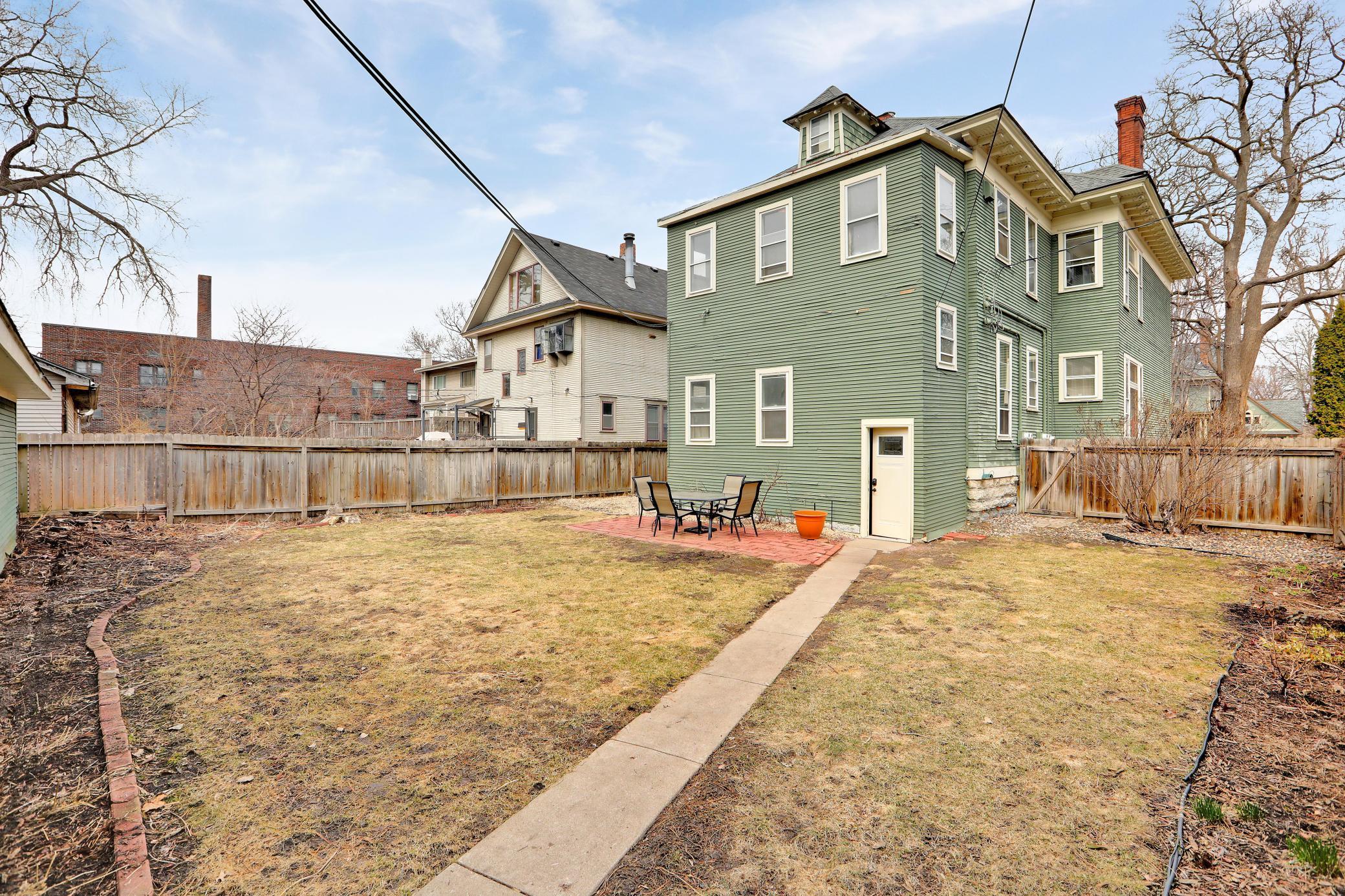 460 Marshall Avenue Unit: D