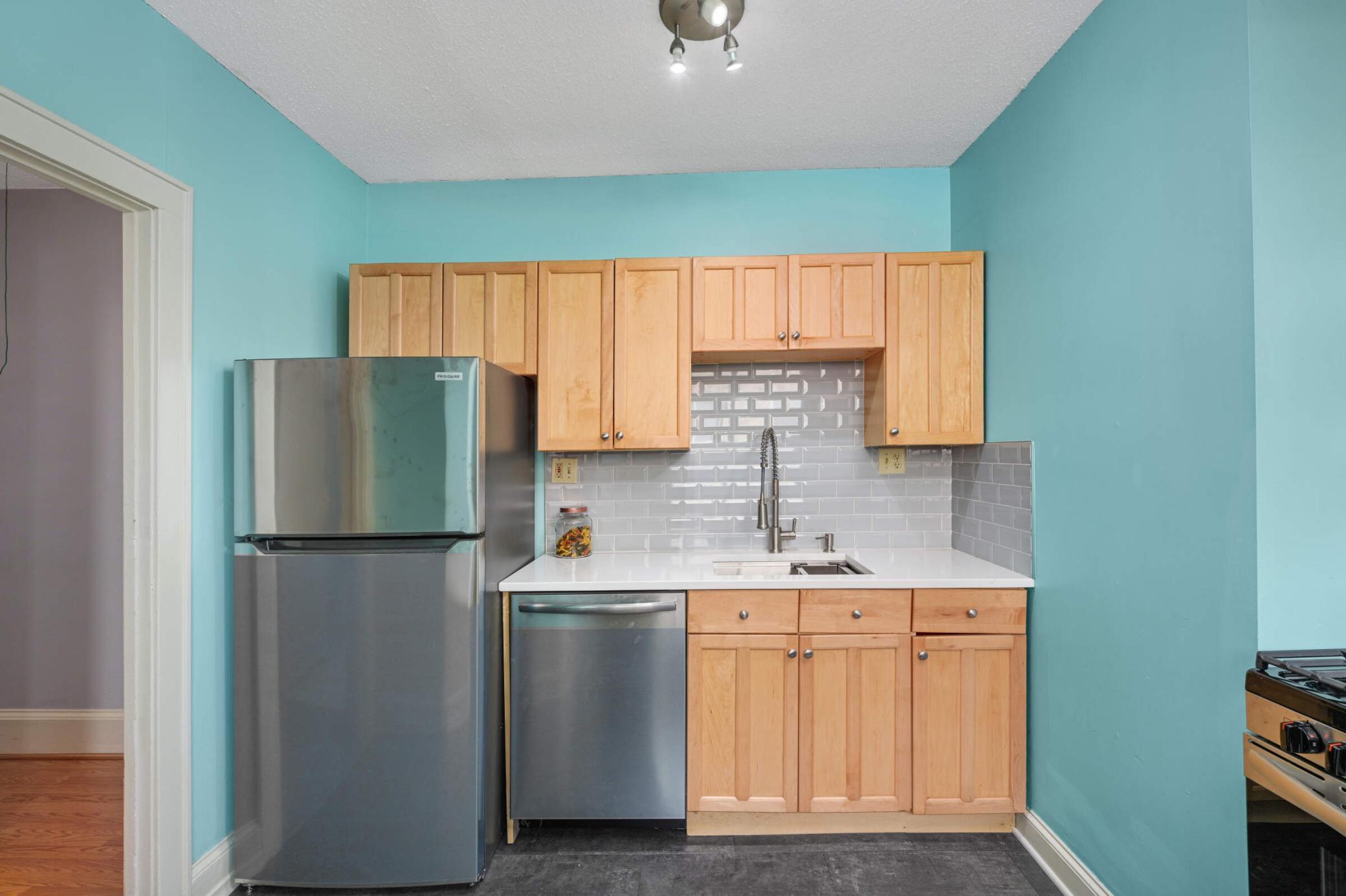 2737 Blaisdell Avenue Unit: 2