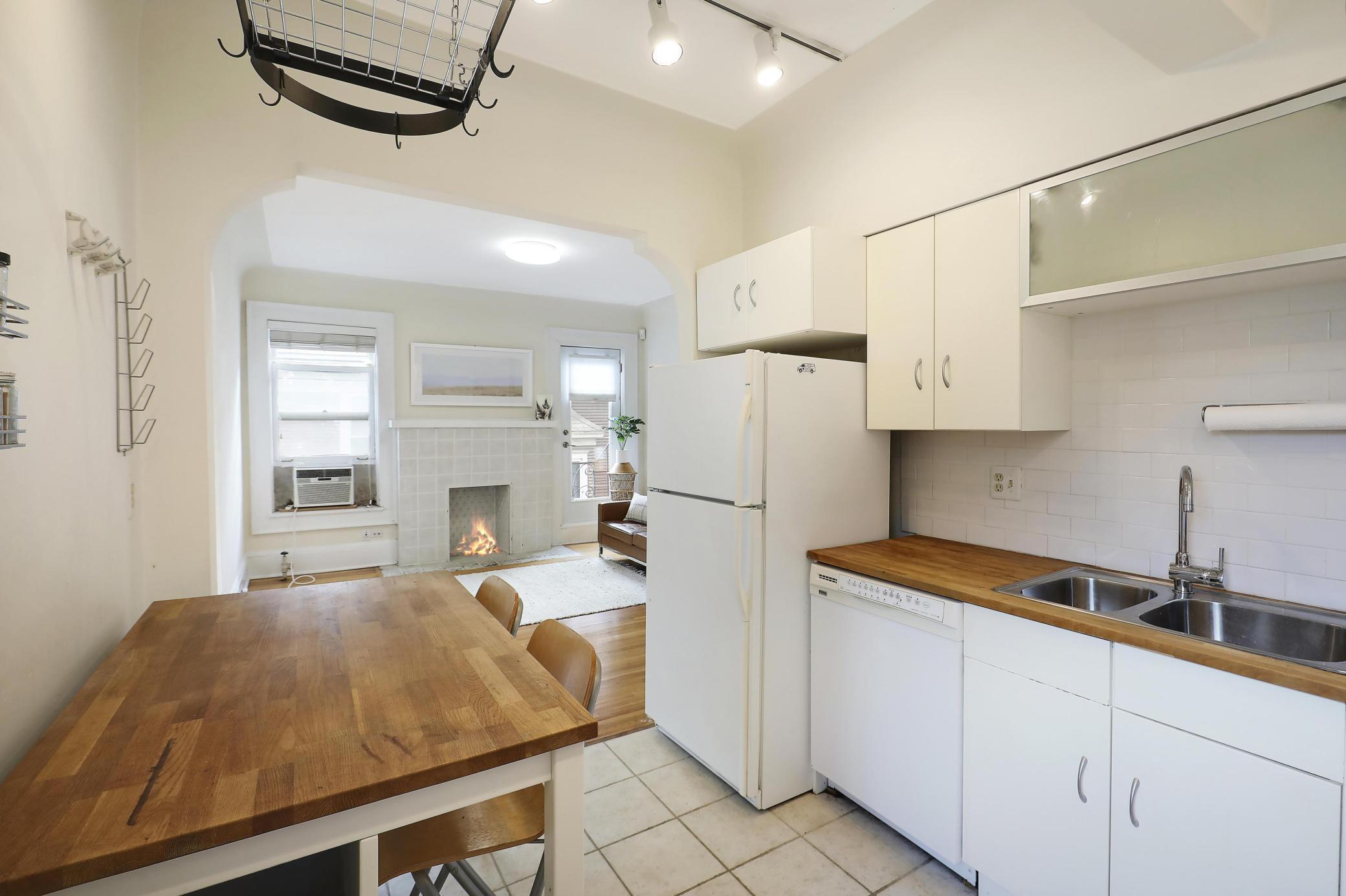 2606 Humboldt Avenue S Unit: 6