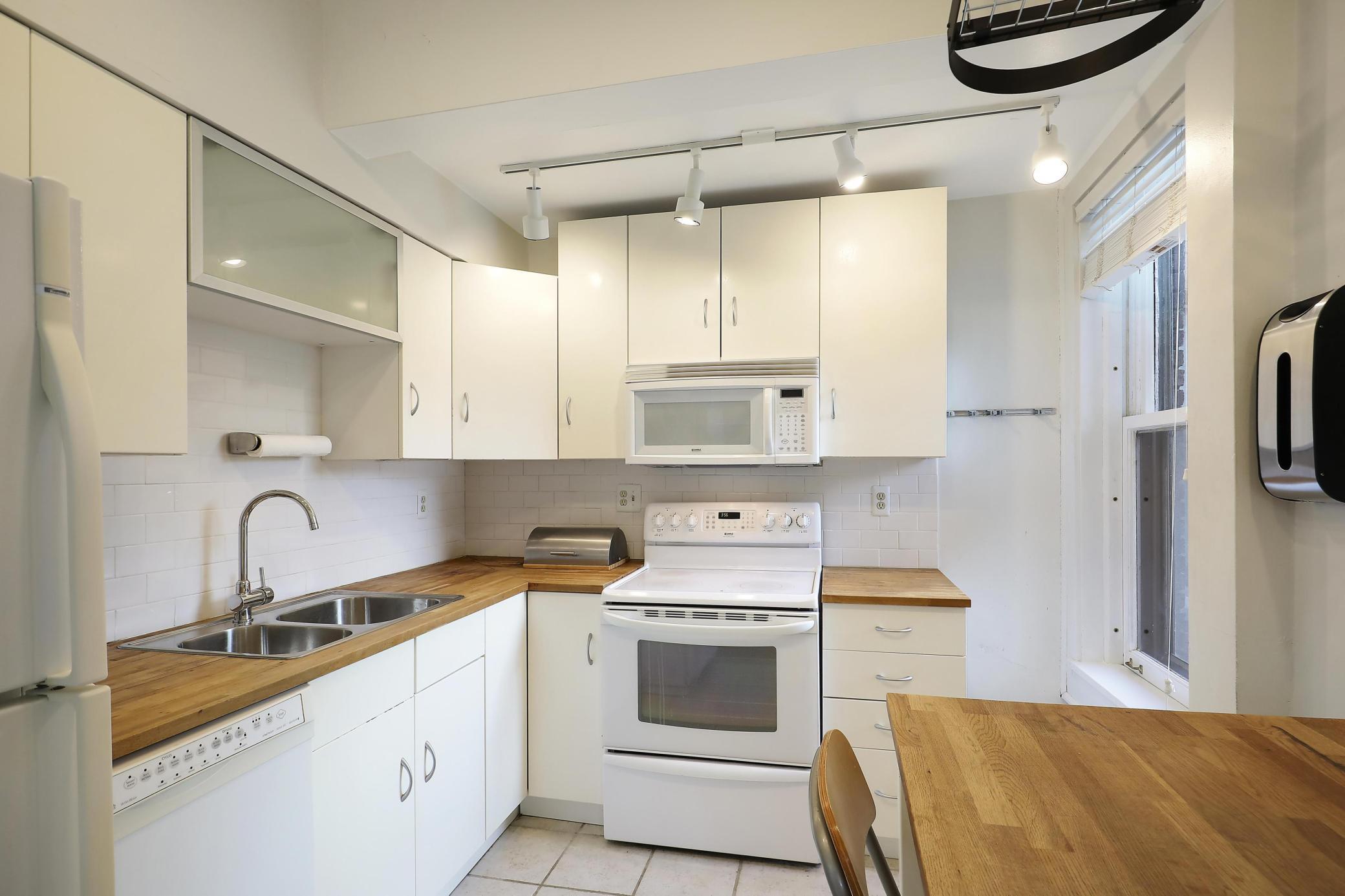 2606 Humboldt Avenue S Unit: 6