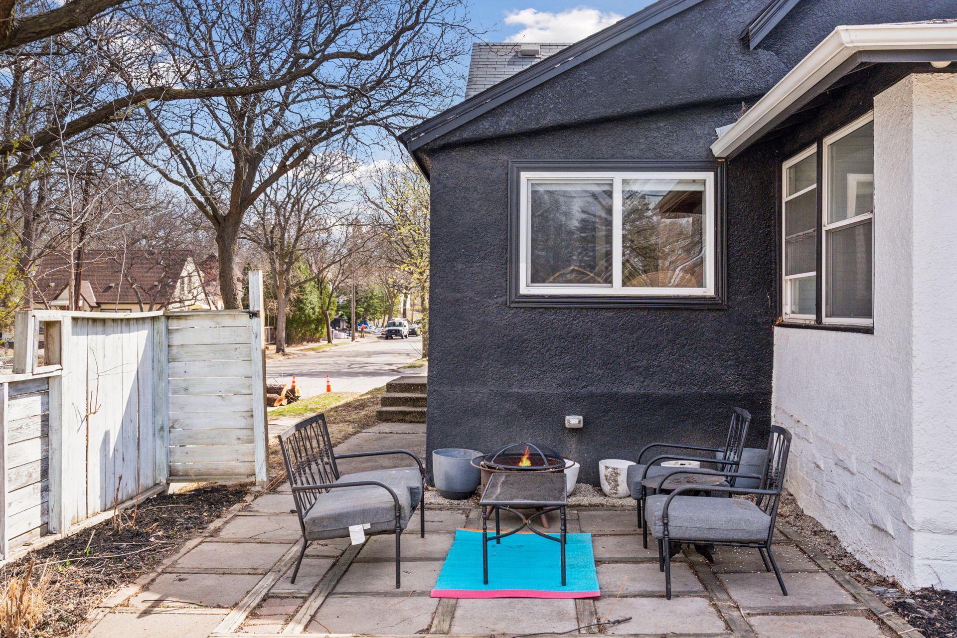 2958 Lincoln Street NE