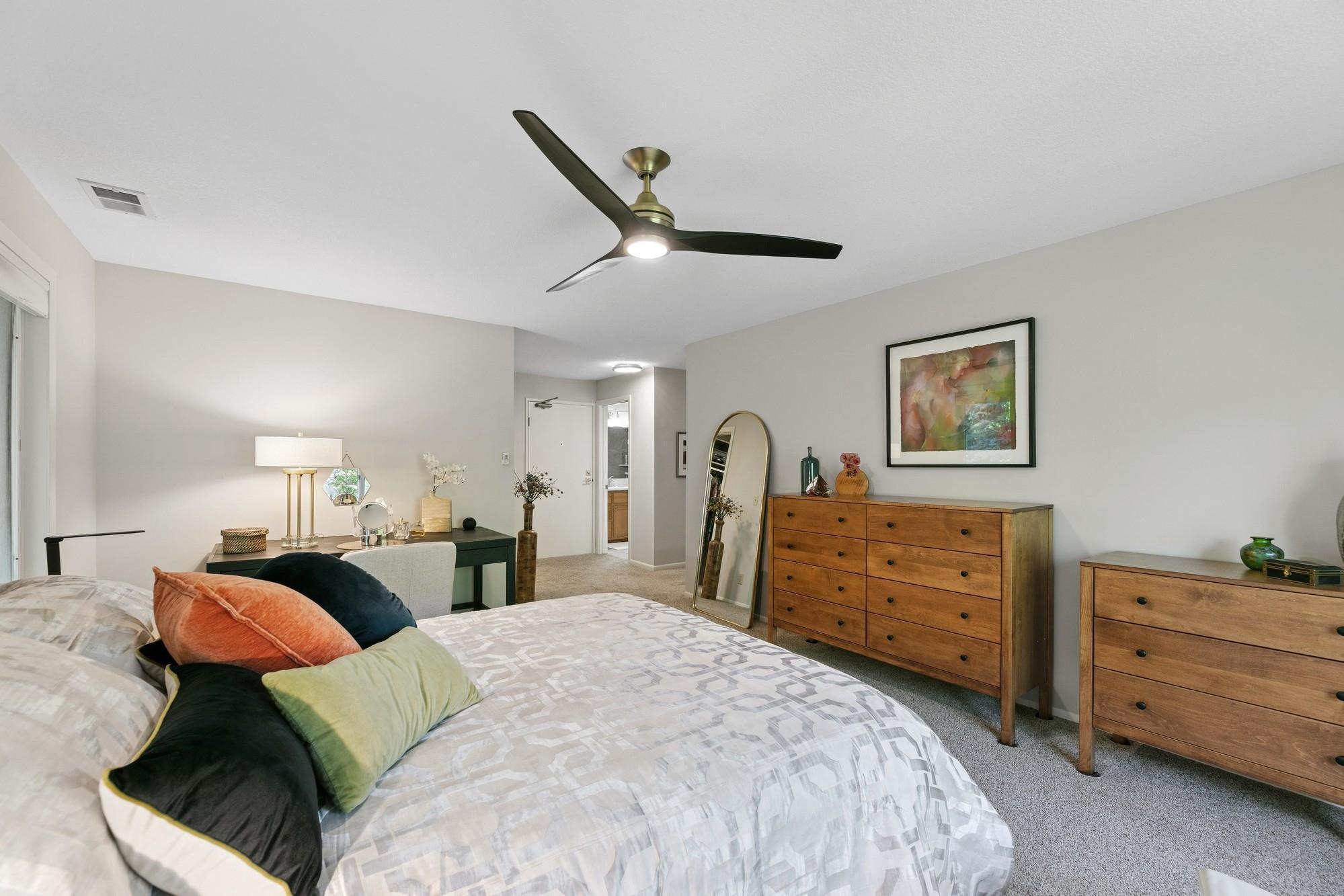 1299 Black Oaks Court N Unit: 1D