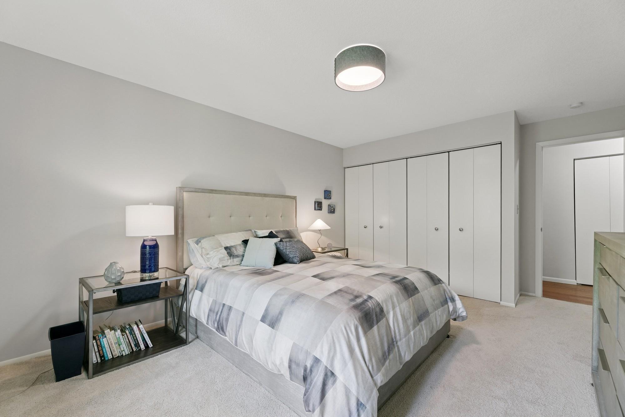 1299 Black Oaks Court N Unit: 1D