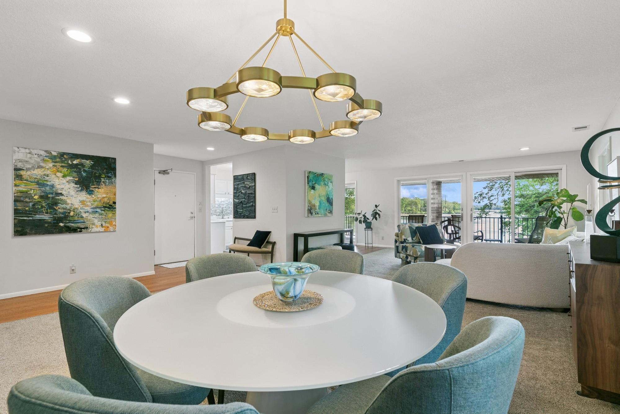 1299 Black Oaks Court N Unit: 1D