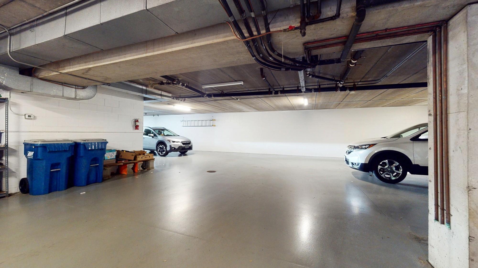 1299 Black Oaks Court N Unit: 1D