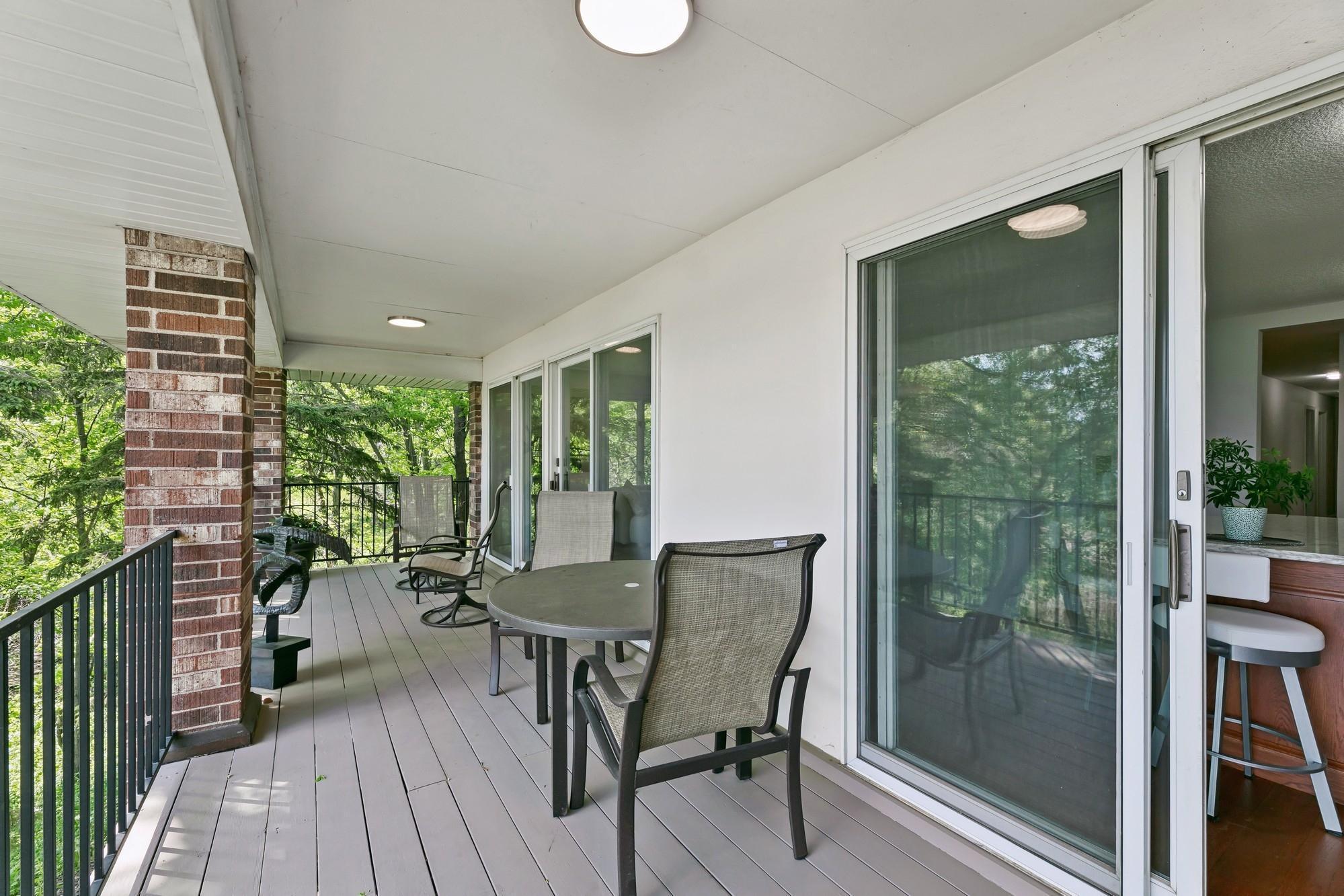 1299 Black Oaks Court N Unit: 1D