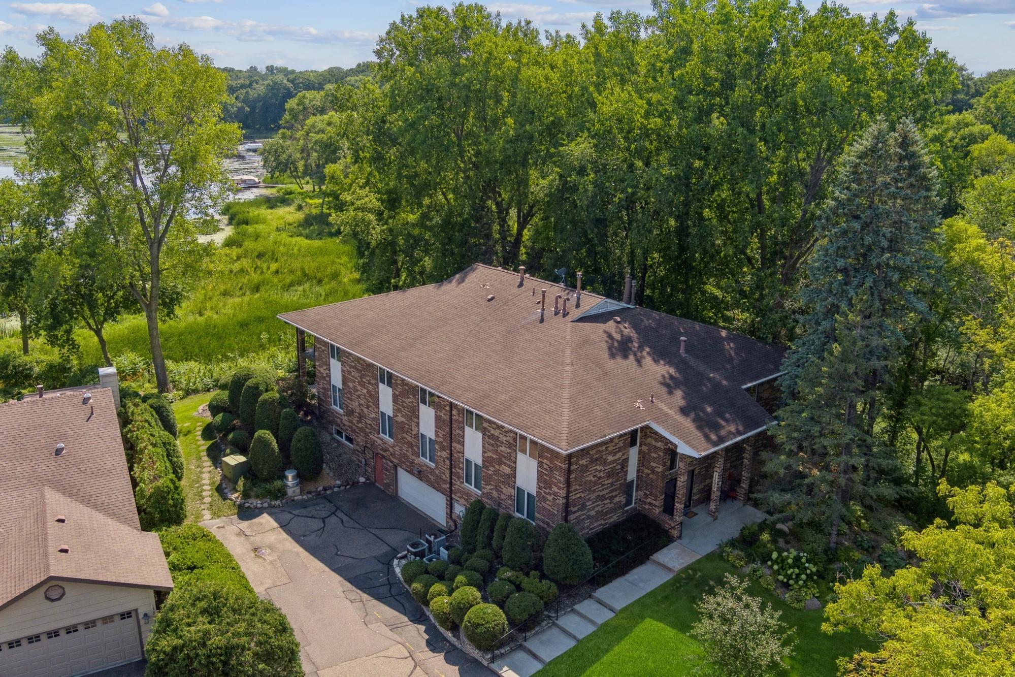 1299 Black Oaks Court N Unit: 1D