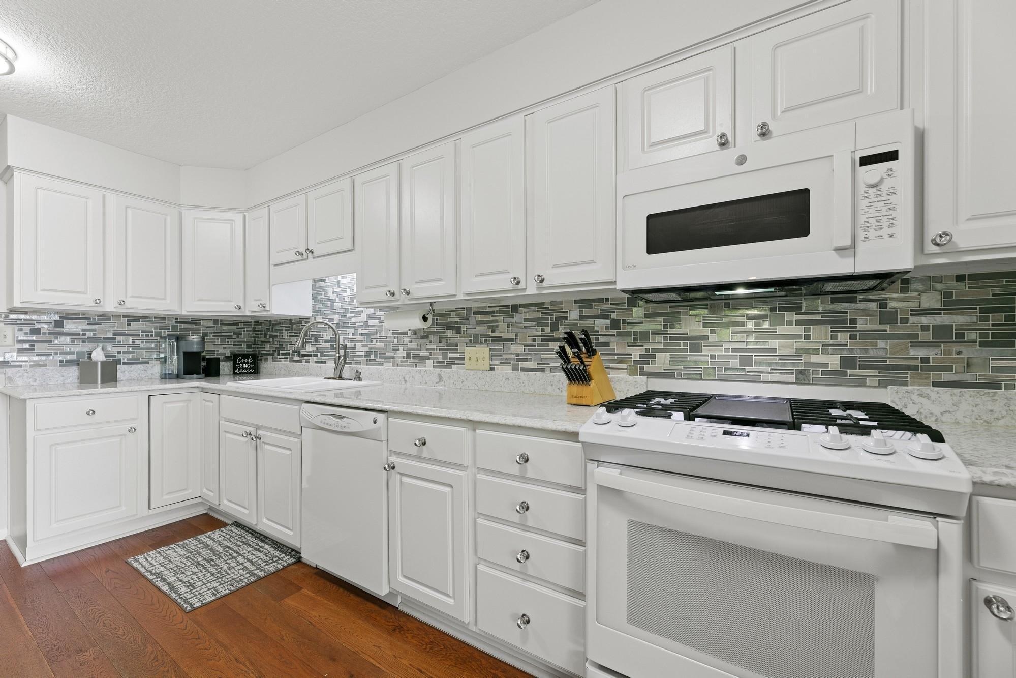 1299 Black Oaks Court N Unit: 1D