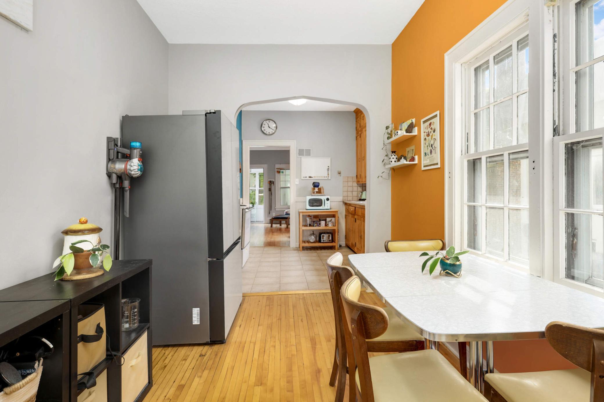 3032 Fillmore Street NE