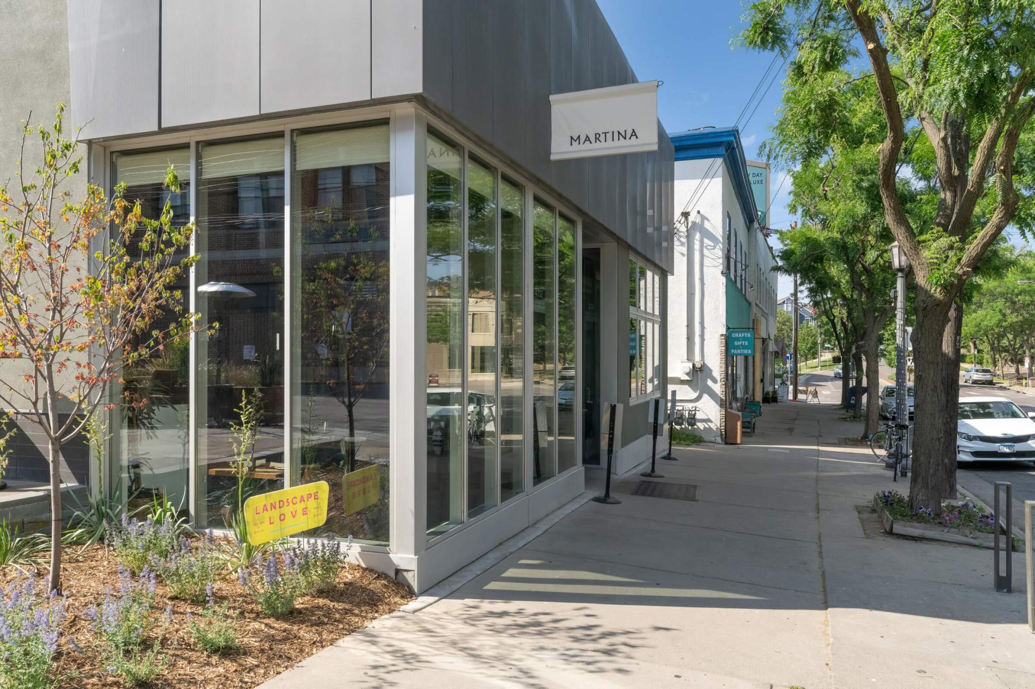 2700 W 44th Street Unit: 401