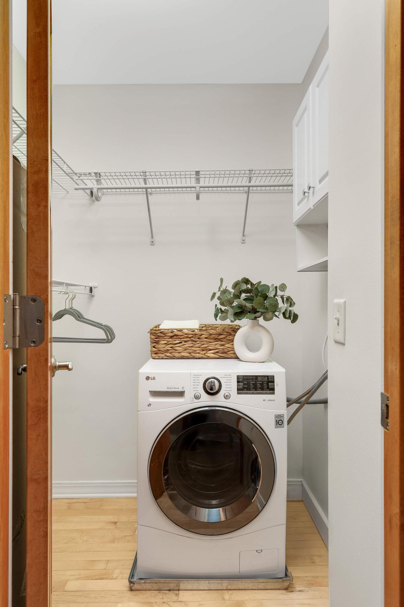 2700 W 44th Street Unit: 401