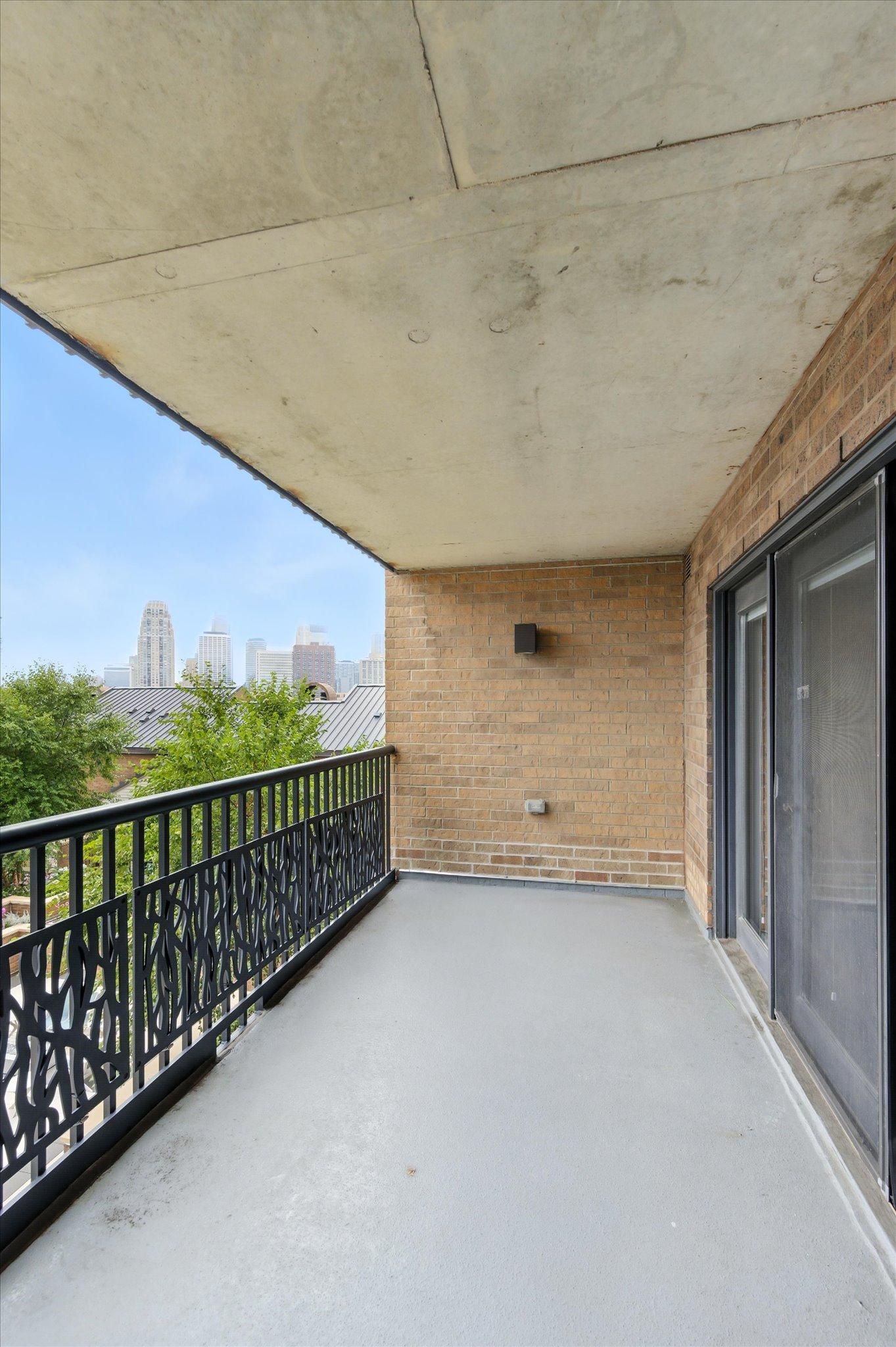 110 1st Avenue NE Unit: F605