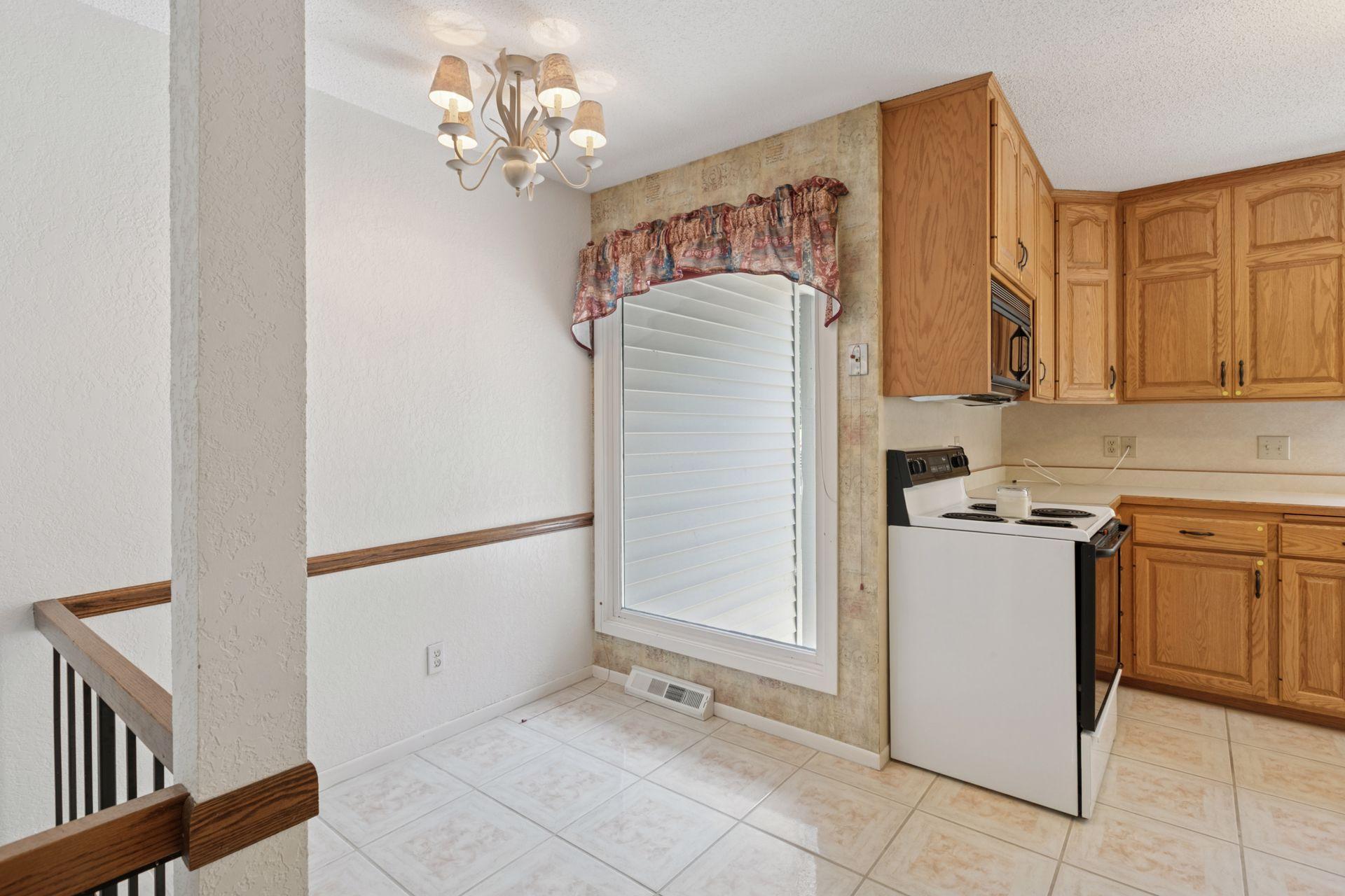 6228 Sandpiper Court