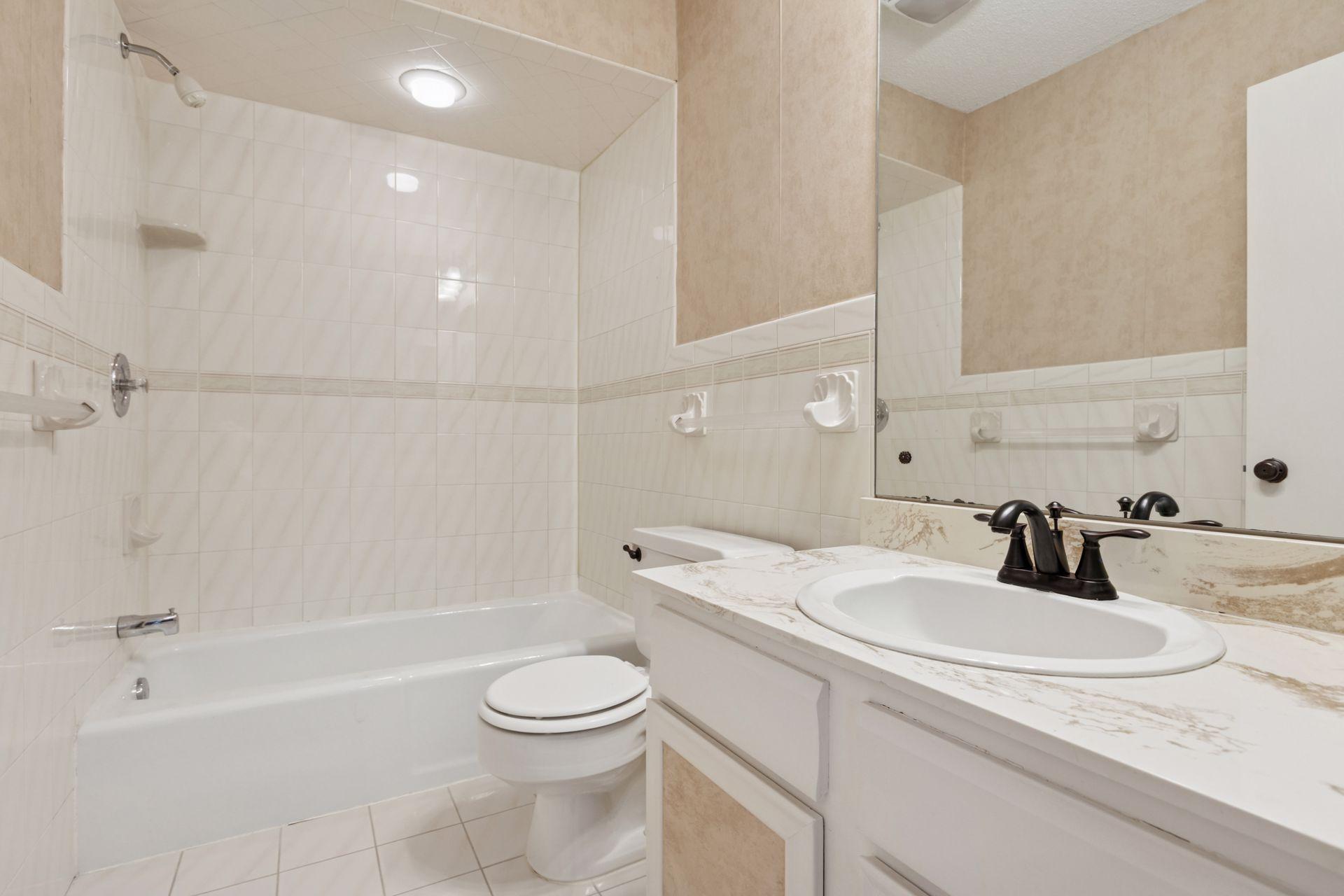6228 Sandpiper Court