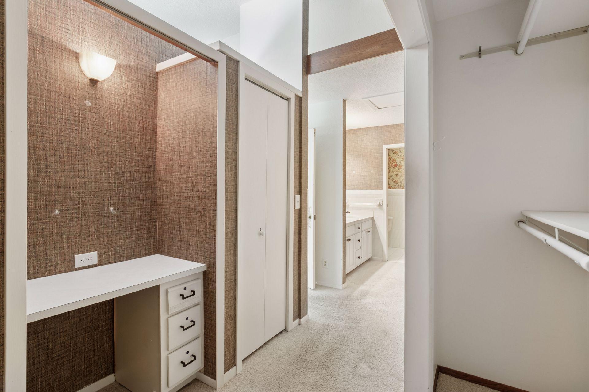 6228 Sandpiper Court