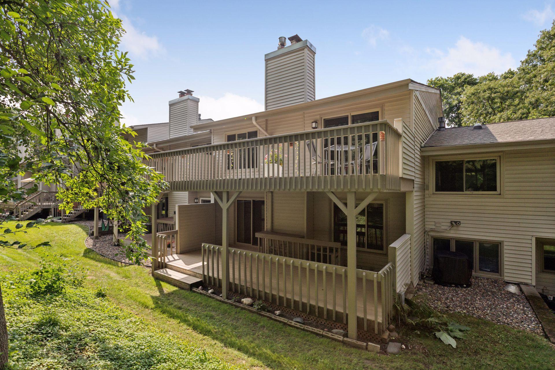 6228 Sandpiper Court