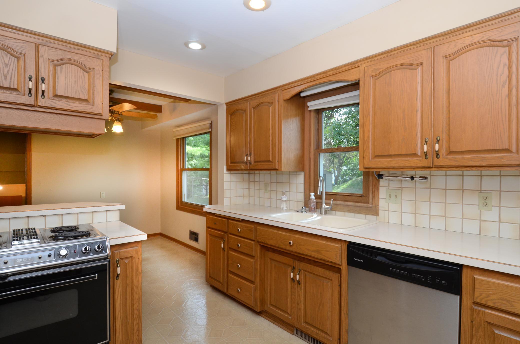 1651 Sioux Boulevard