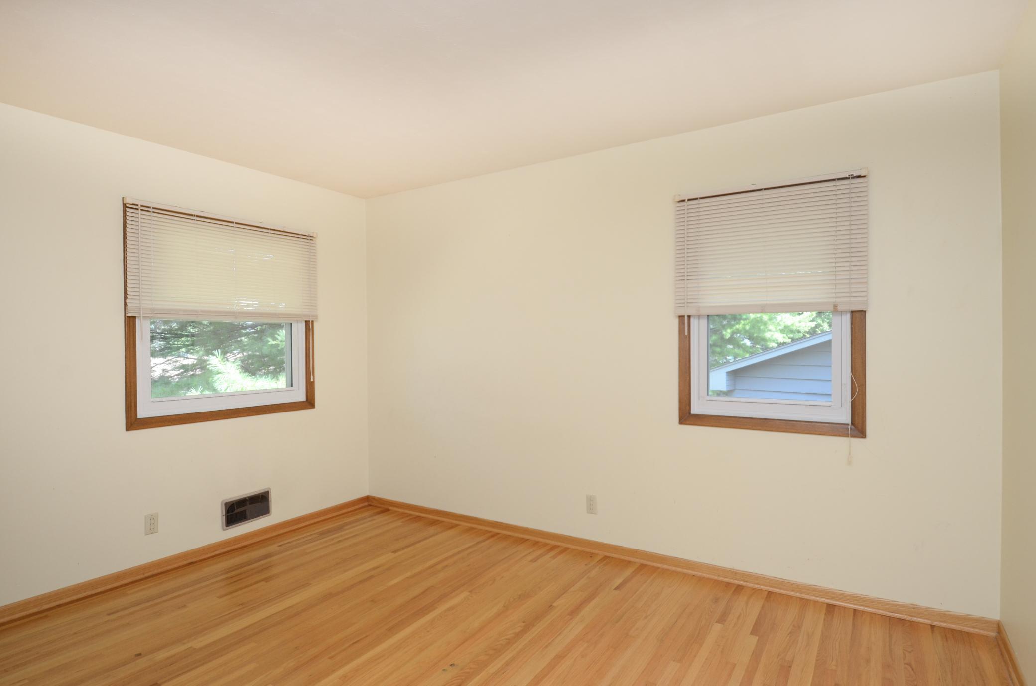 1651 Sioux Boulevard