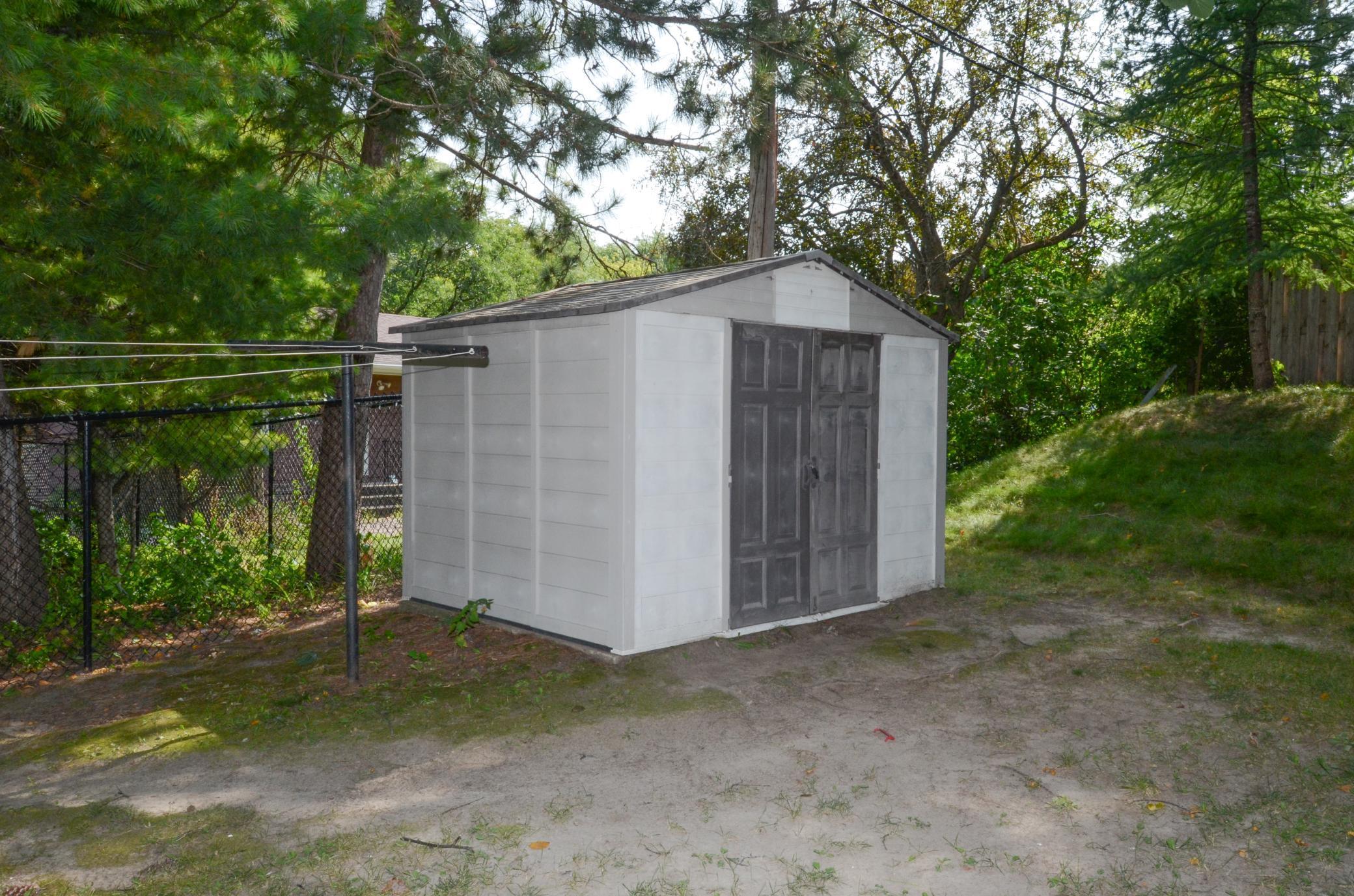 1651 Sioux Boulevard