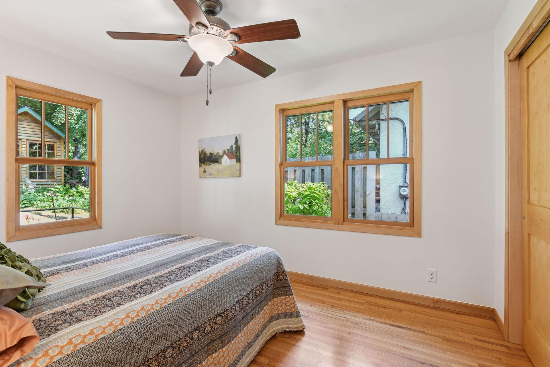 215 Warwick Street SE