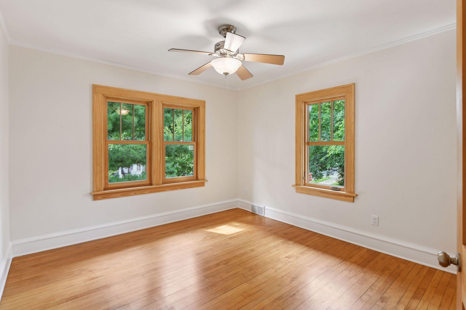 215 Warwick Street SE