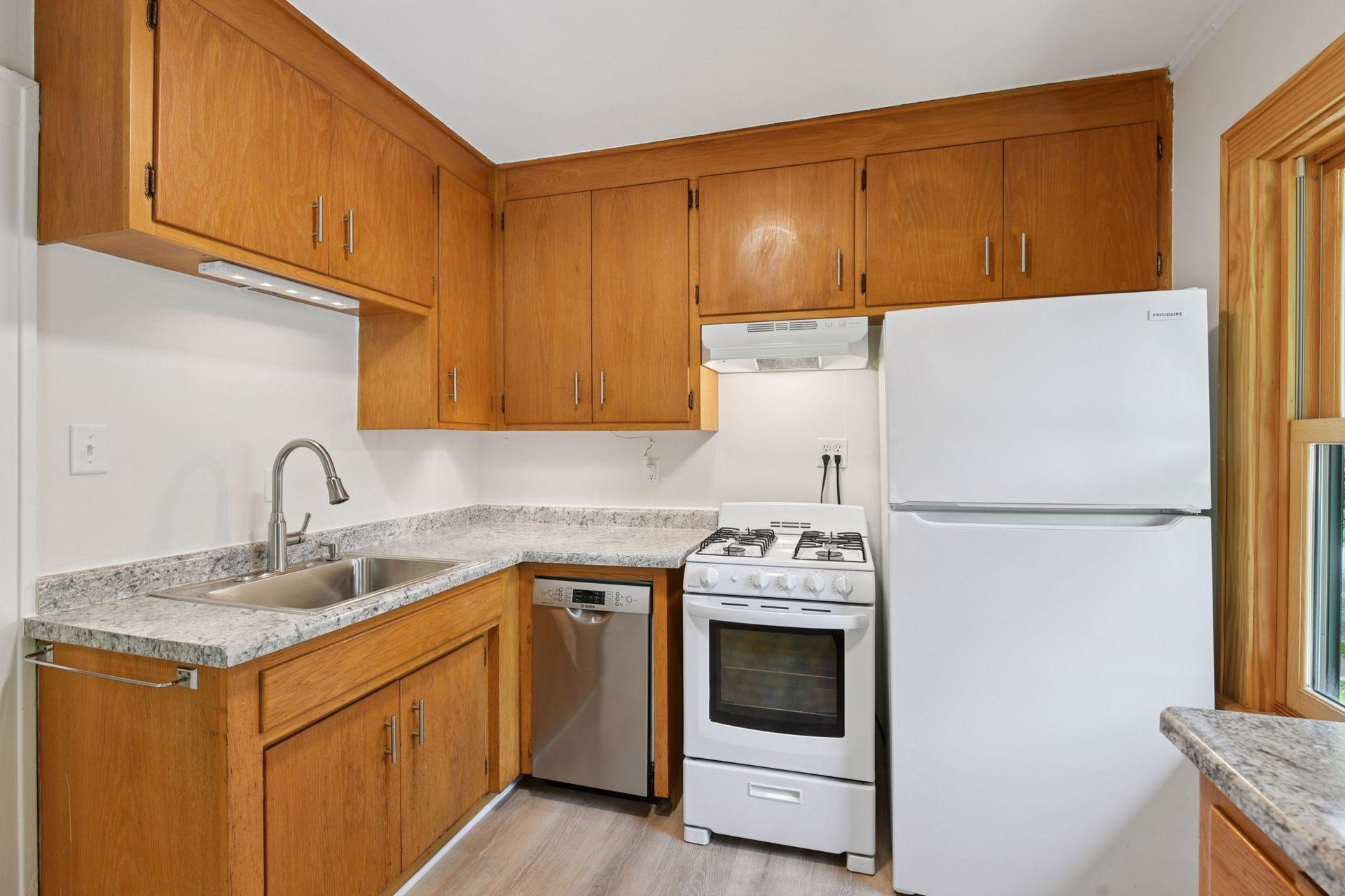 215 Warwick Street SE